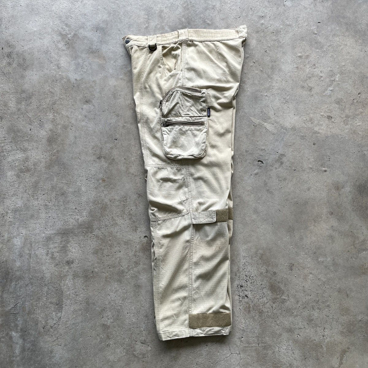 Japanese Brand Vtg Japanese Brand Sun Faded 3D Pocket Cargo Pants Tactical Size US 33 - 8 Thumbnail