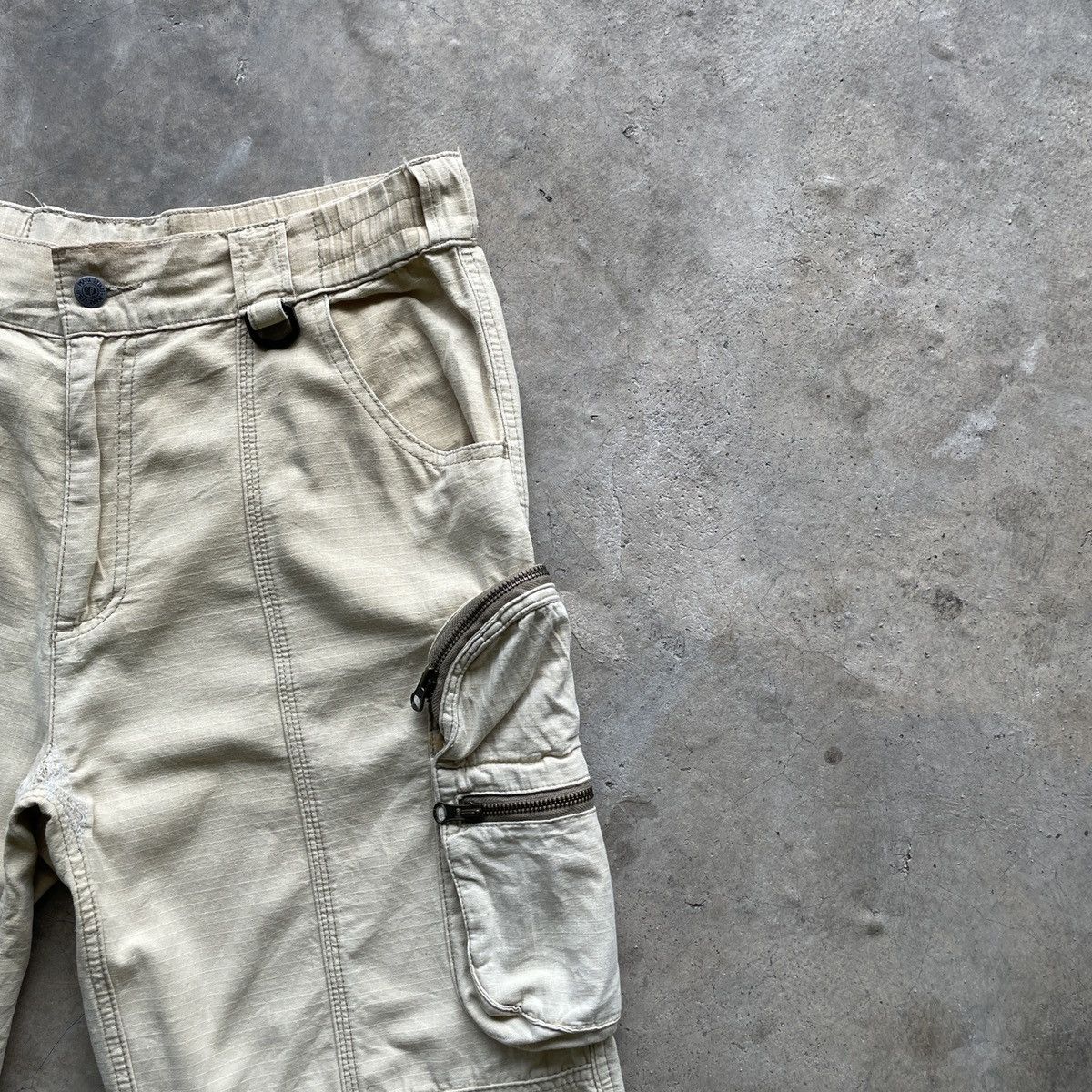 Japanese Brand Vtg Japanese Brand Sun Faded 3D Pocket Cargo Pants Tactical Size US 33 - 6 Thumbnail