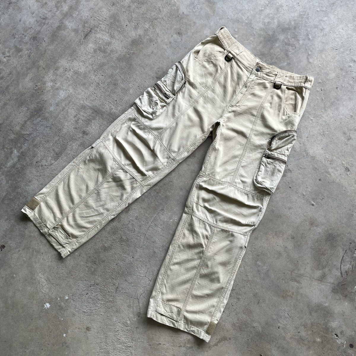 Japanese Brand Vtg Japanese Brand Sun Faded 3D Pocket Cargo Pants Tactical Size US 33 - 2 Thumbnail
