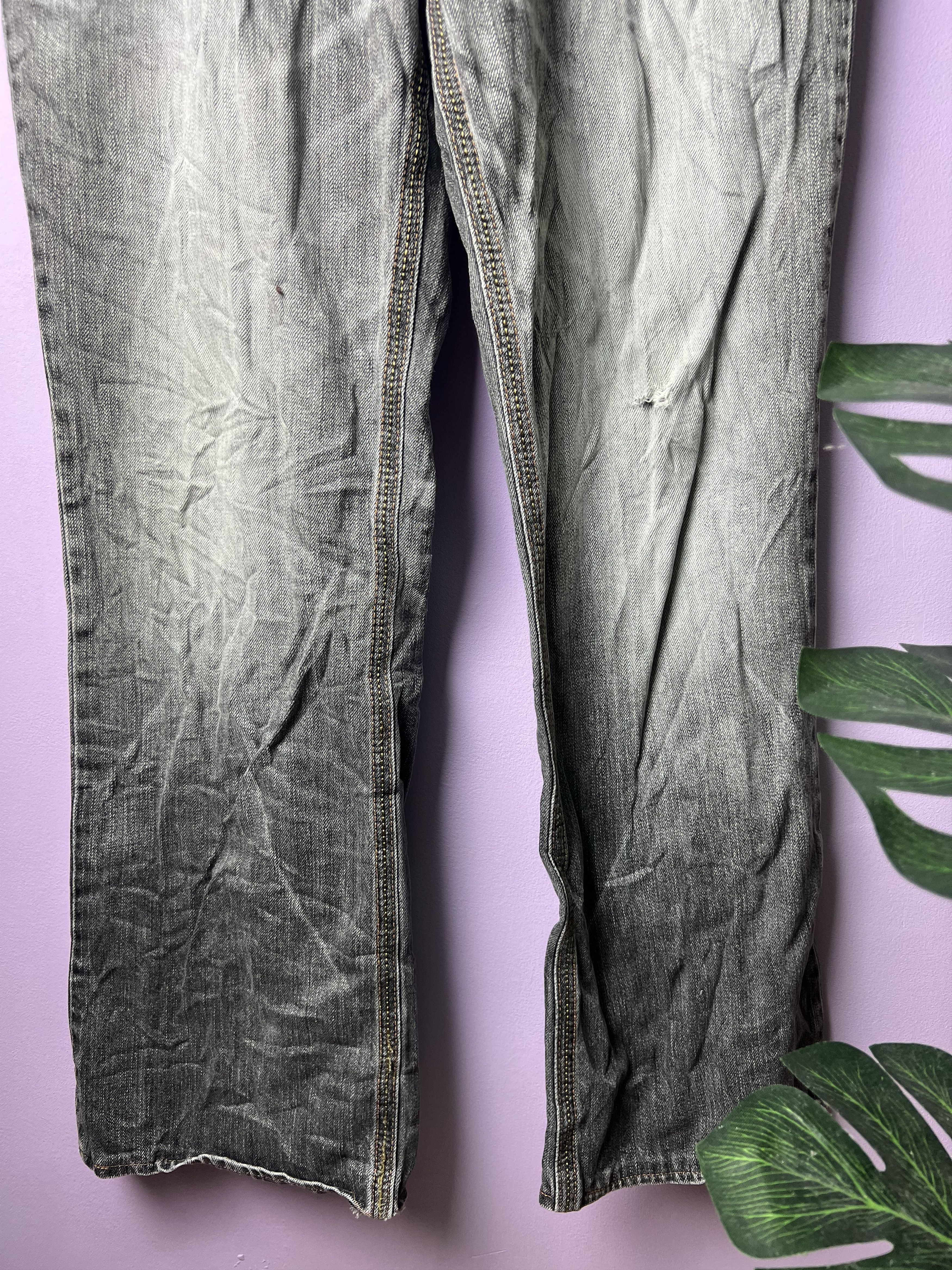 Edwin 🔥Edwin Exclusive Vintage Distressed Denim Size US 36 / EU 52 - 6 Thumbnail