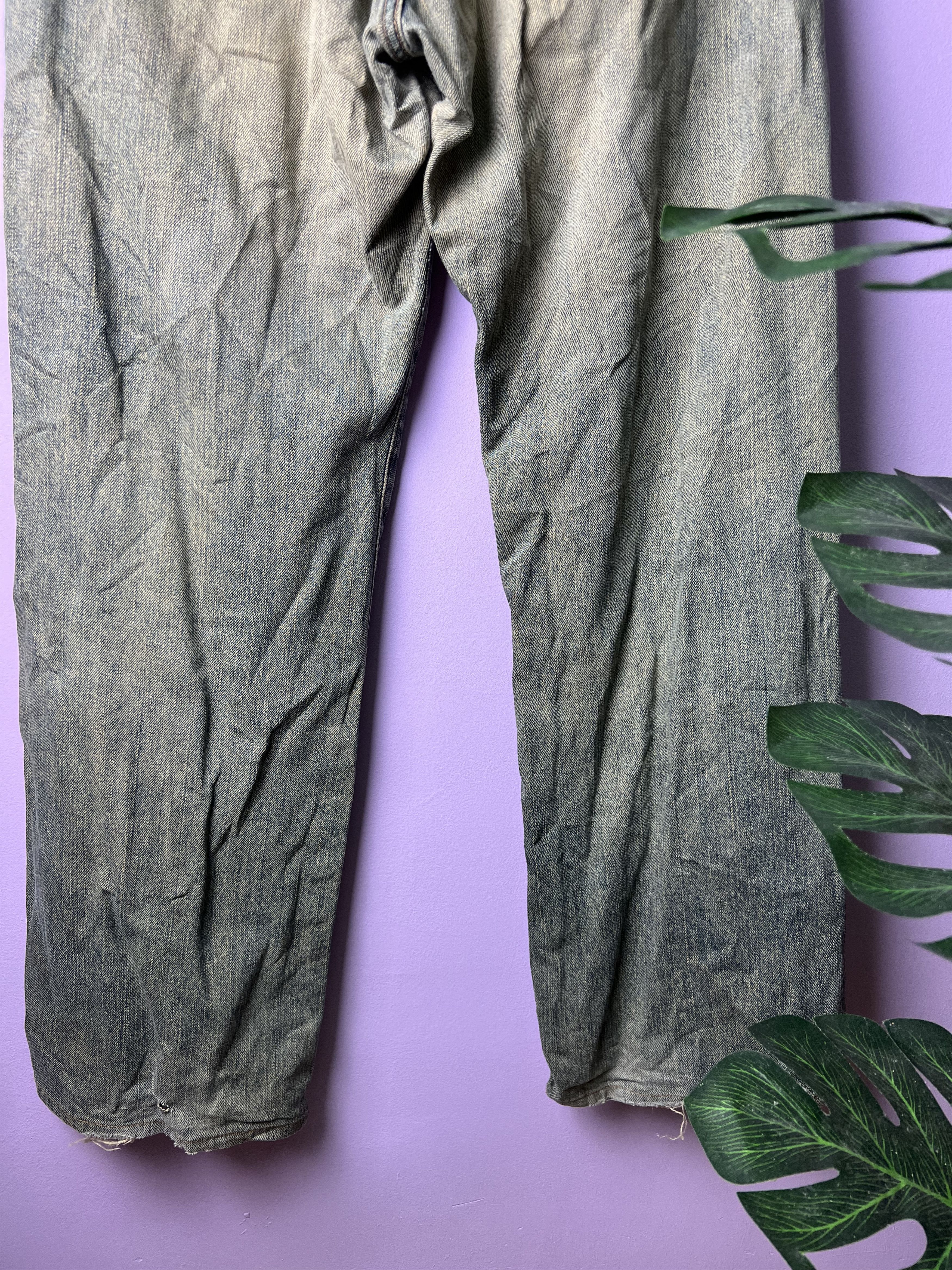 Edwin 🔥Edwin Exclusive Vintage Distressed Denim Size US 31 - 12 Thumbnail
