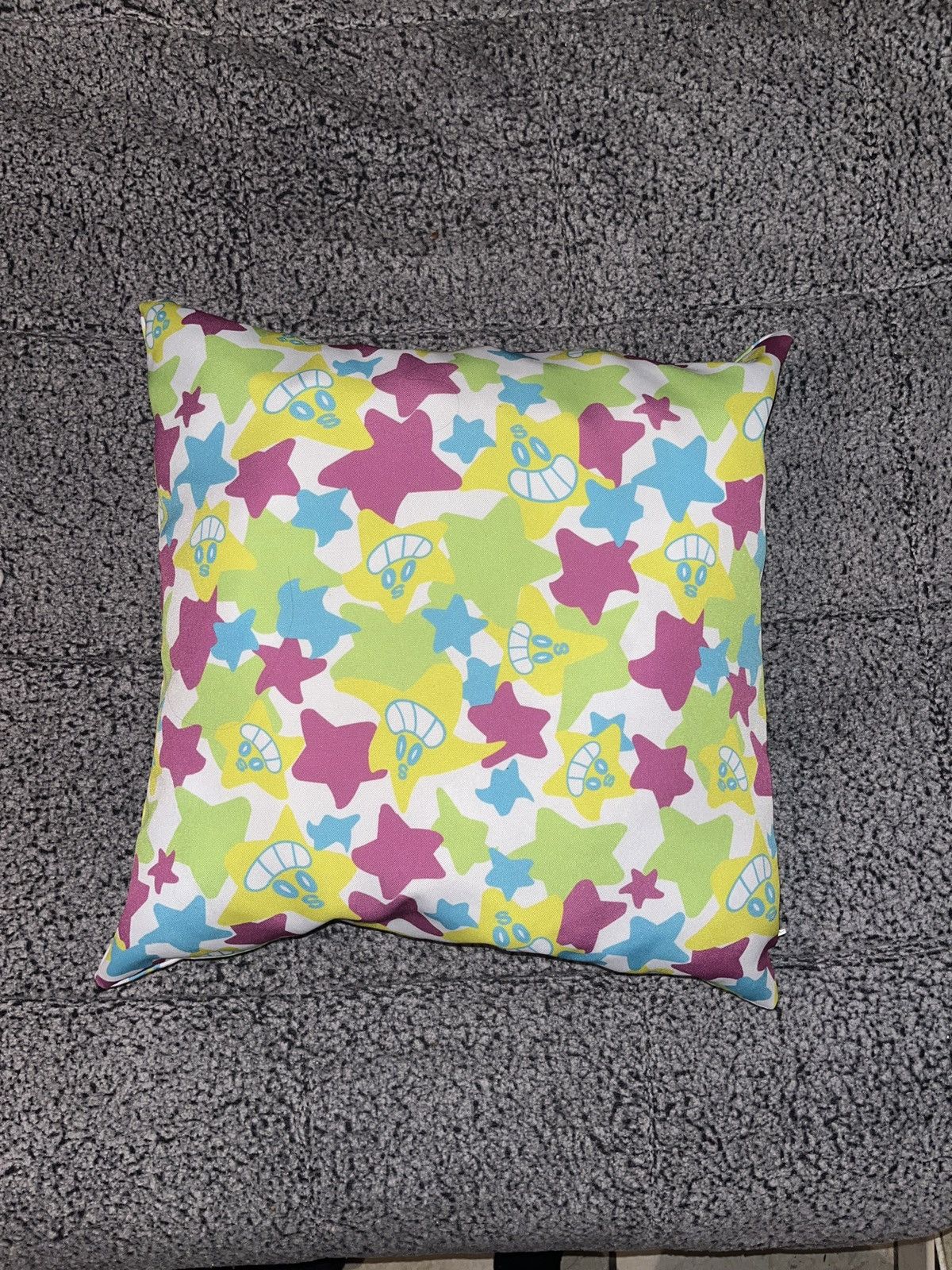 image of Sukamii 1/1 Bubblegum Print Pillow in Green, Men's