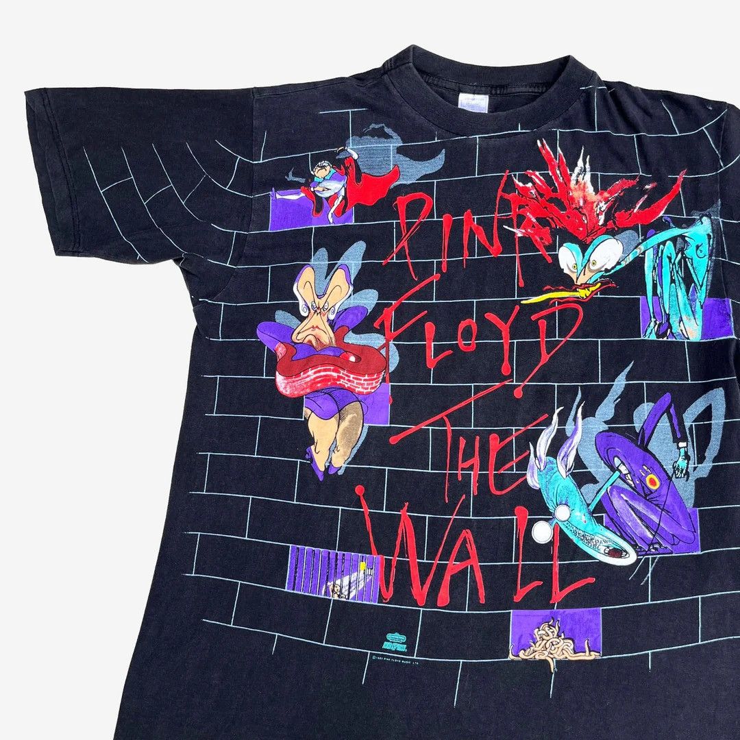 Band Tees Pink Floyd 80s The Wall Vtg All Over AOP Winterland T-Shirt Size US XL / EU 56 / 4 - 3 Thumbnail