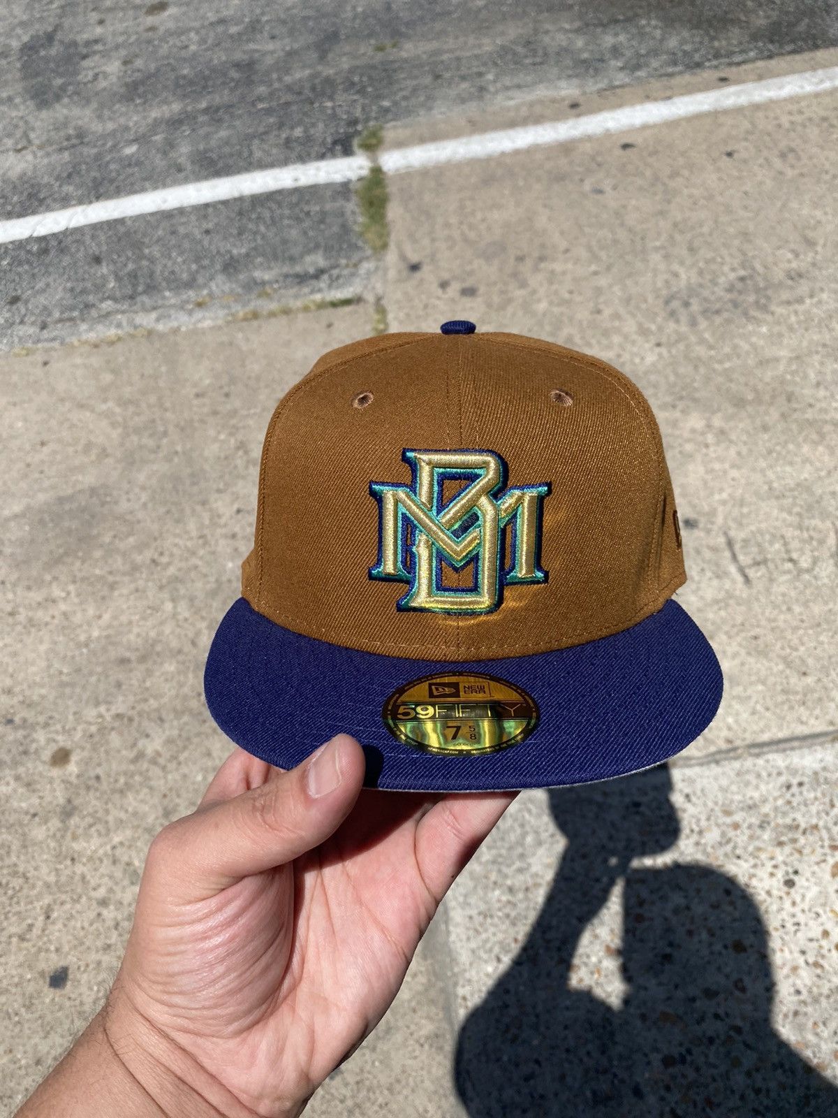image of New Era Milwaukee Brewers Mb Brown Blue Fitted Hat 7 1/2 in Browns, Men's