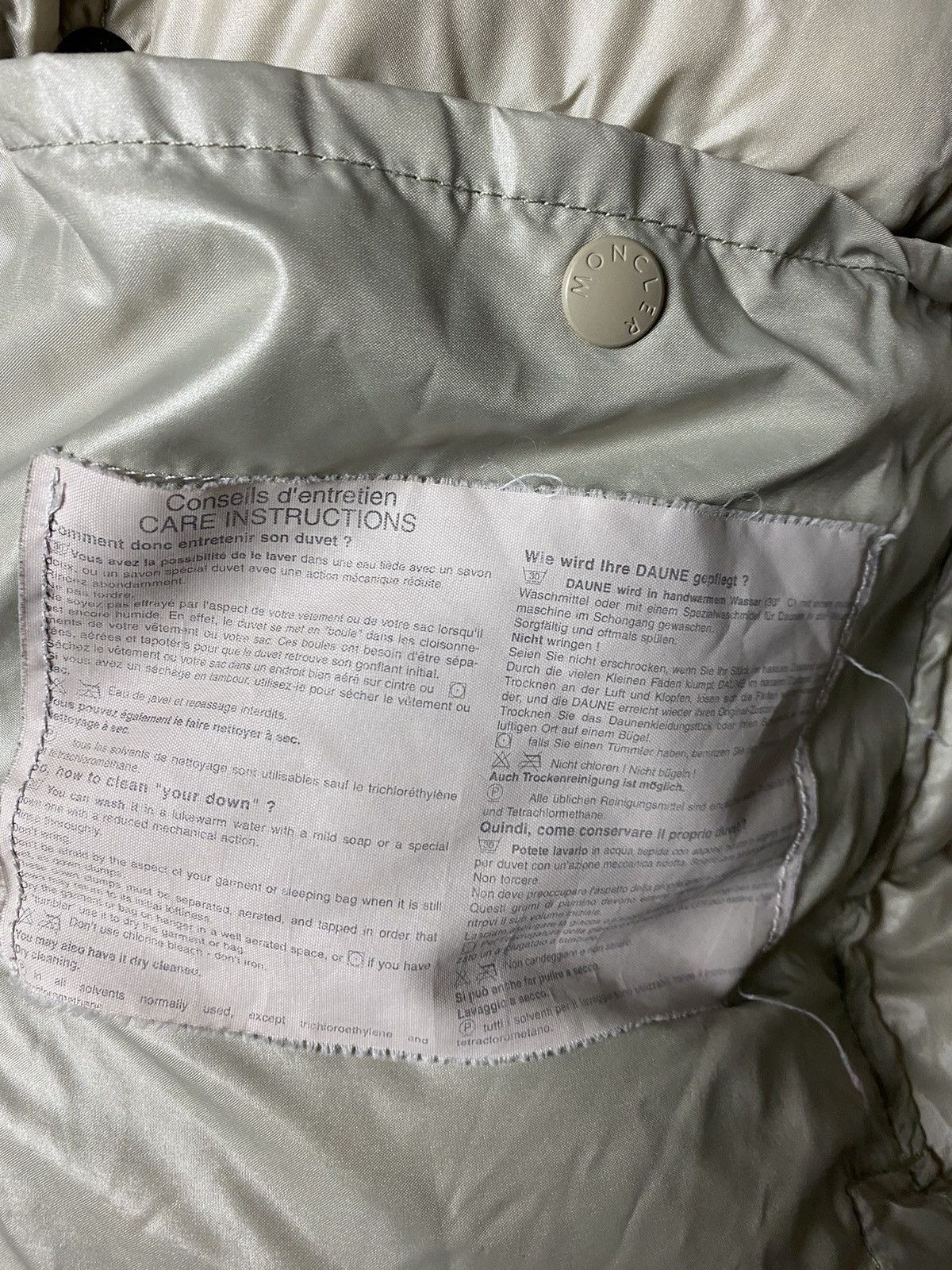 Moncler 90s Moncler vintage beige puffer jacket Grenoble Size US M / EU 48-50 / 2 - 6 Thumbnail