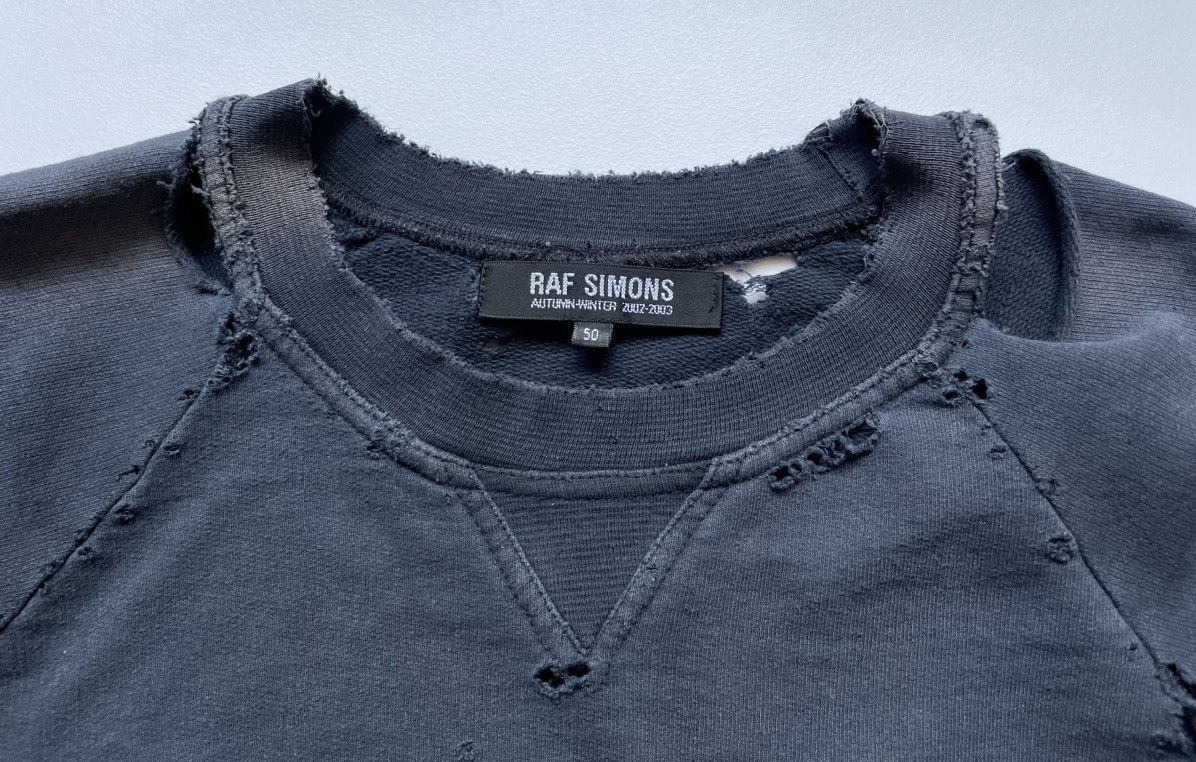 Raf Simons A/W 02 ‘Virginia Creeper’ Distressed Sweatshirt Size US M / EU 48-50 / 2 - 6 Thumbnail