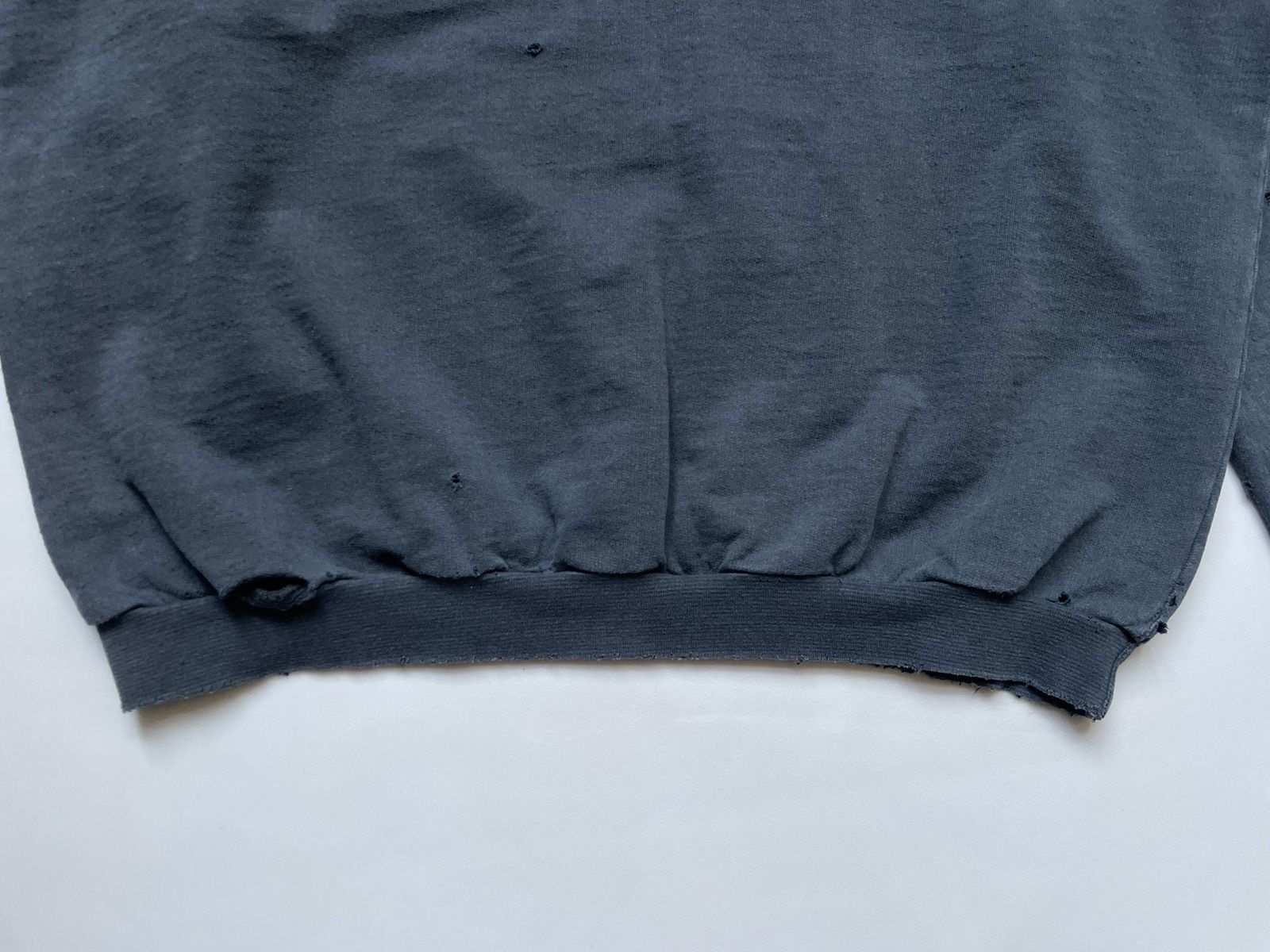 Raf Simons A/W 02 ‘Virginia Creeper’ Distressed Sweatshirt Size US M / EU 48-50 / 2 - 18 Thumbnail