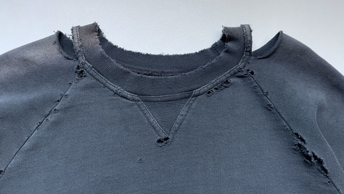 Raf Simons A/W 02 ‘Virginia Creeper’ Distressed Sweatshirt Size US M / EU 48-50 / 2 - 5 Thumbnail