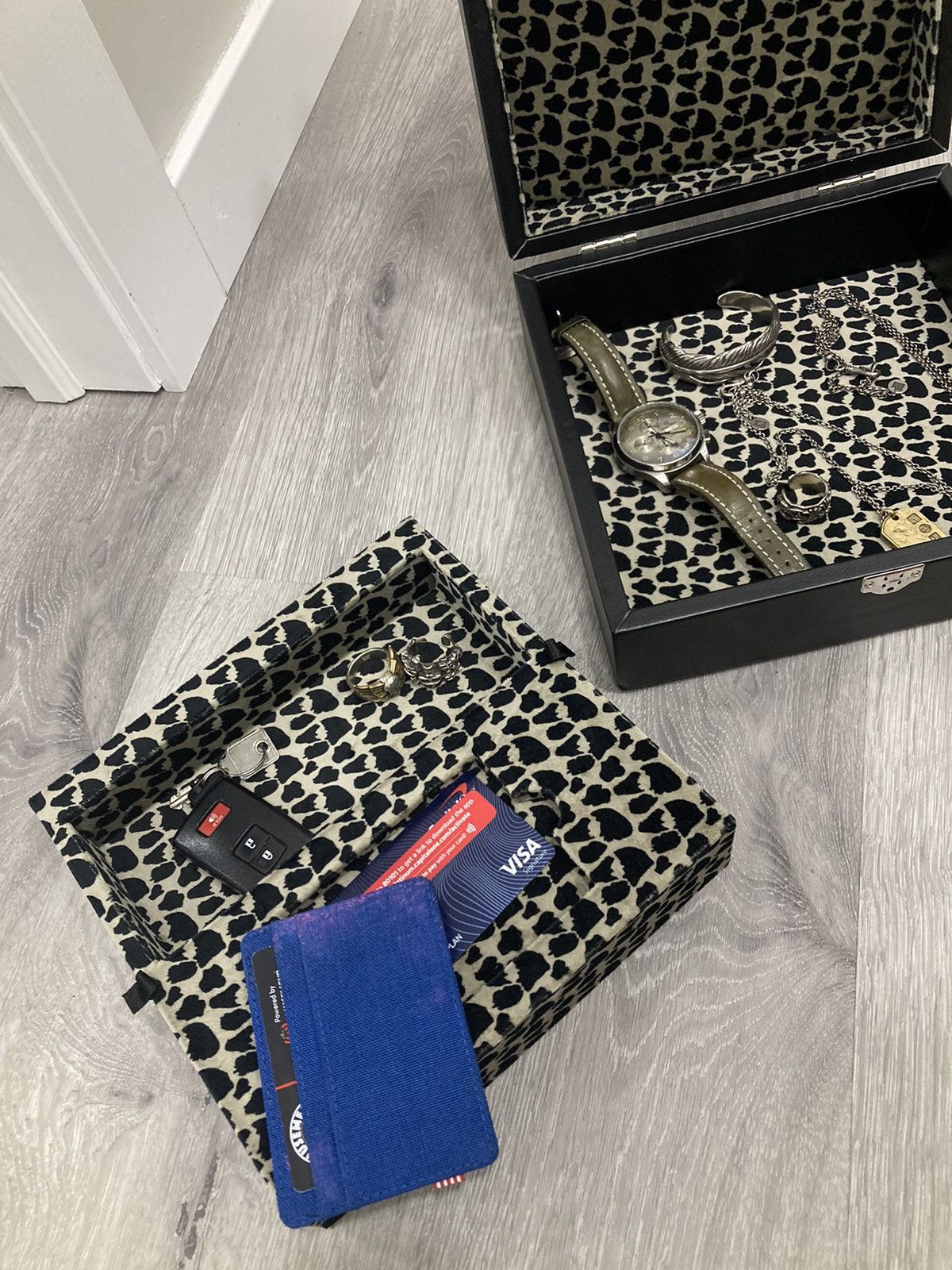 Leopard Jewelry box.