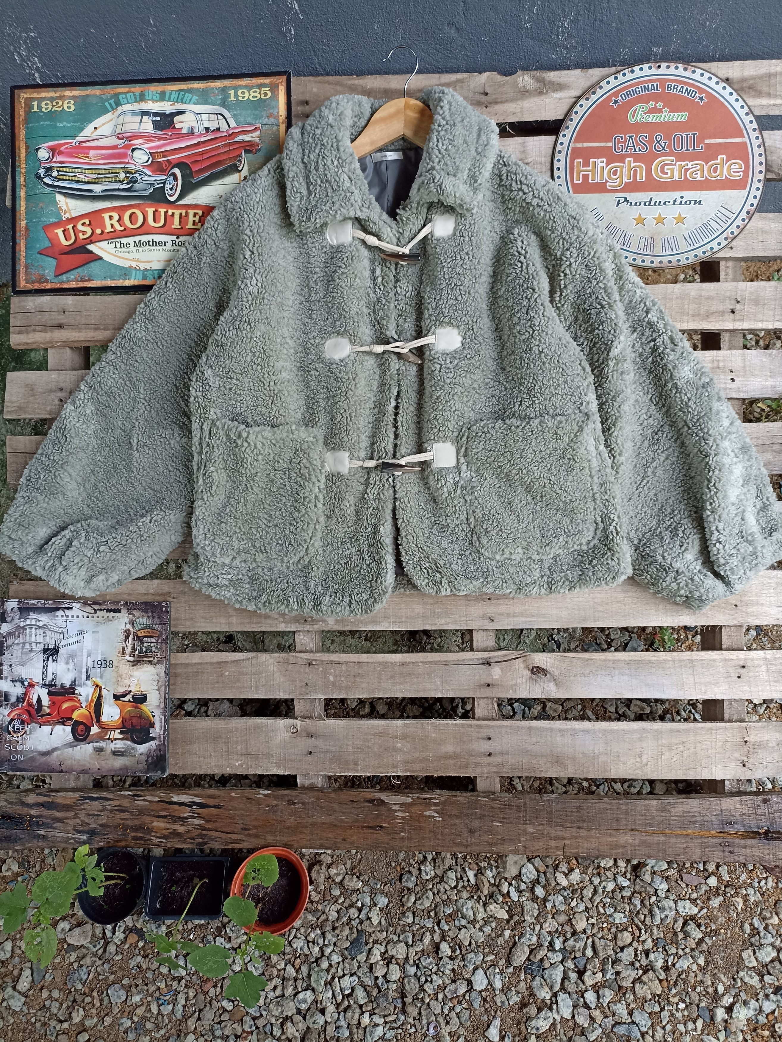 Designer × Japanese Brand Apres jour Furry Fuzzy Fleece Cardigan Toogle Jacket Size US M / EU 48-50 / 2 - 1 Thumbnail