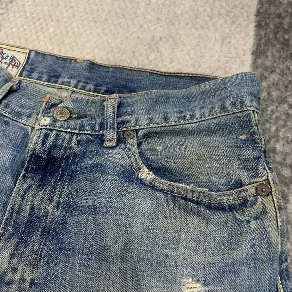 Abercrombie & Fitch × Vintage VINTAGE 80s AMBERCROMBIE & FITCH 30x30 Disstress Denim Jean Size US 30 / EU 46 - 9 Thumbnail