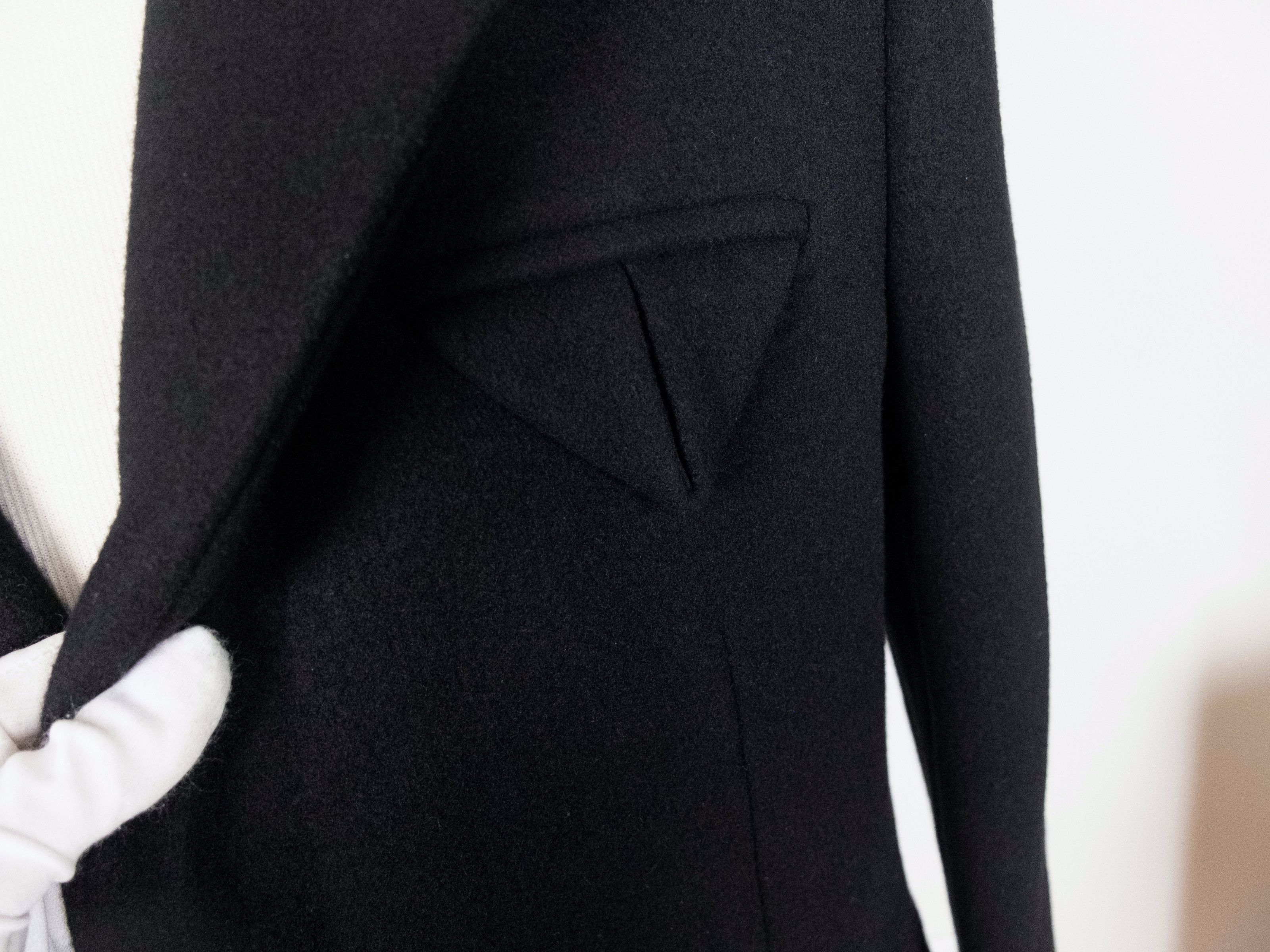 Bottega Veneta $5400 BOTTEGA VENETA black thick cashmere coat Size 40 US 50 Size US M / EU 48-50 / 2 - 2 Thumbnail