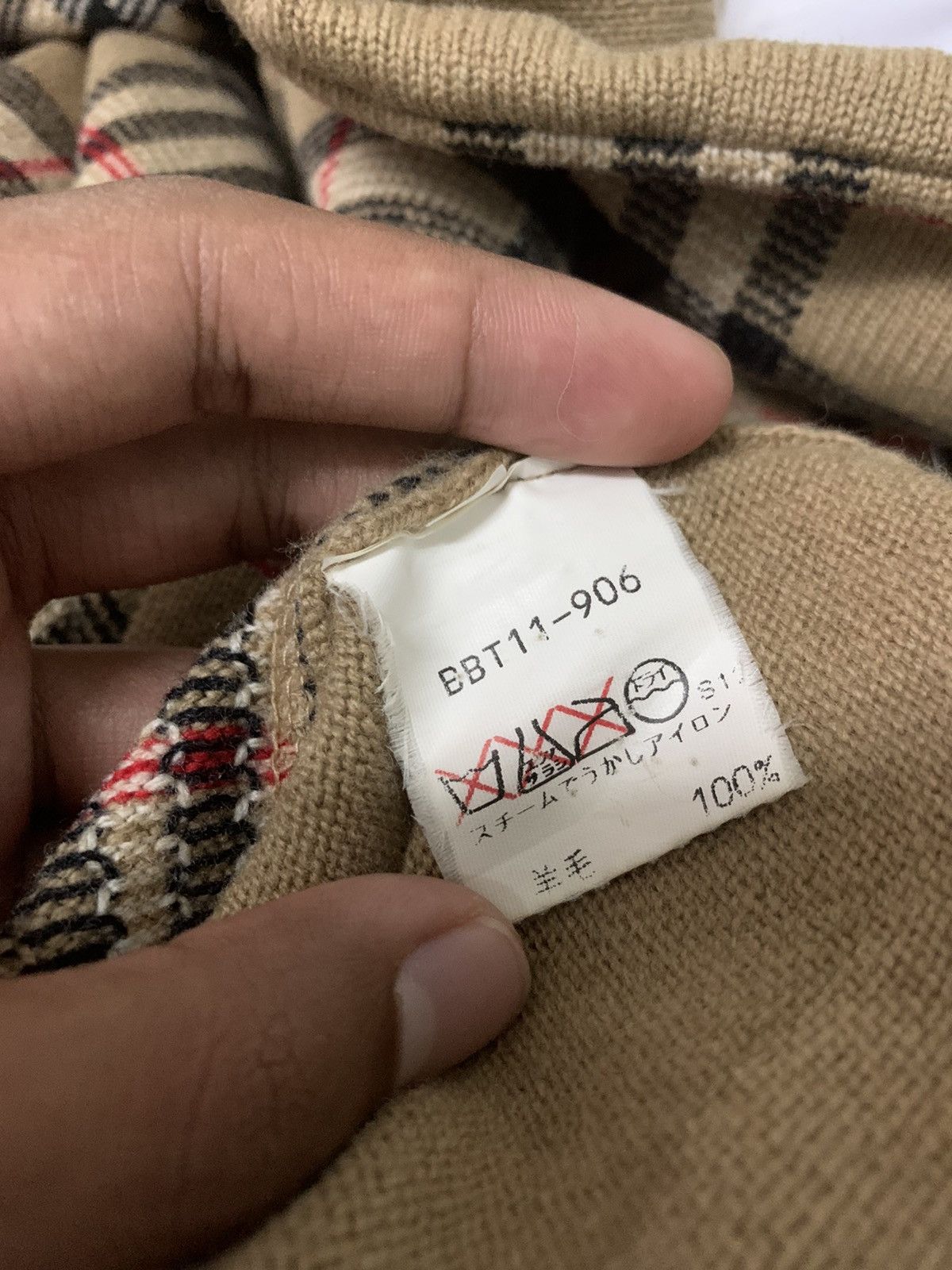 Burberry BURBERRY'S NOVACHECK CREWNECK SWEATER 100% LAMBSWOOL Size US L / EU 52-54 / 3 - 11 Thumbnail