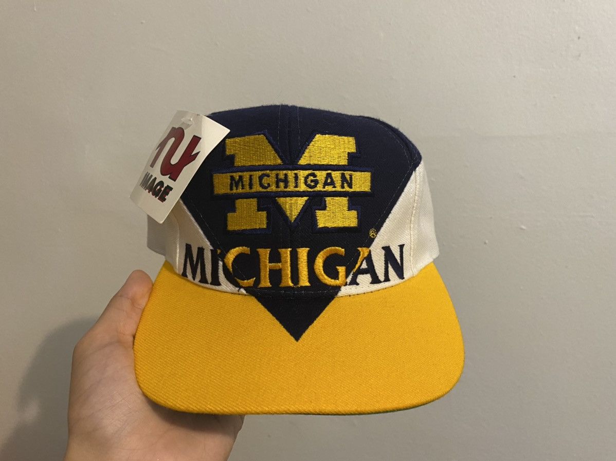 NCAA Vintage Michigan Wolverines SnapBack Size ONE SIZE - 1 Thumbnail