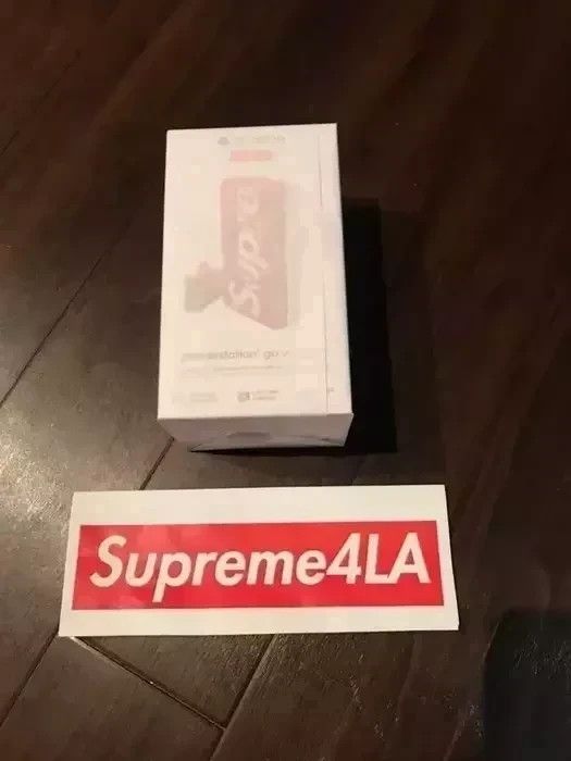 Supreme Supreme mophie powerstation Go Red 1000% Authentic Size ONE SIZE - 3 Thumbnail