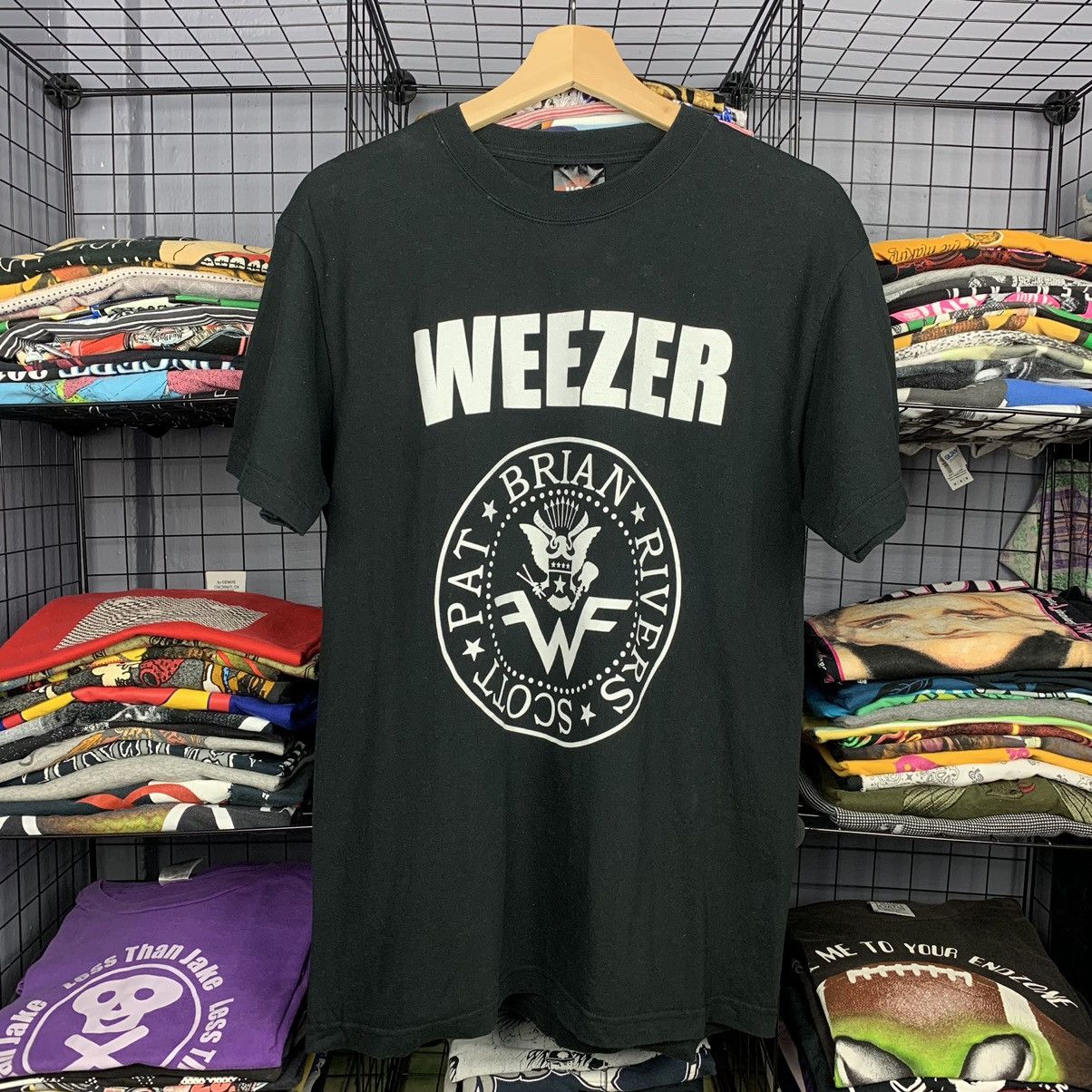 Band Tees vintage weezer (BLINK RADIOHEAD SUM41) Size US M / EU 48-50 / 2 - 1 Thumbnail