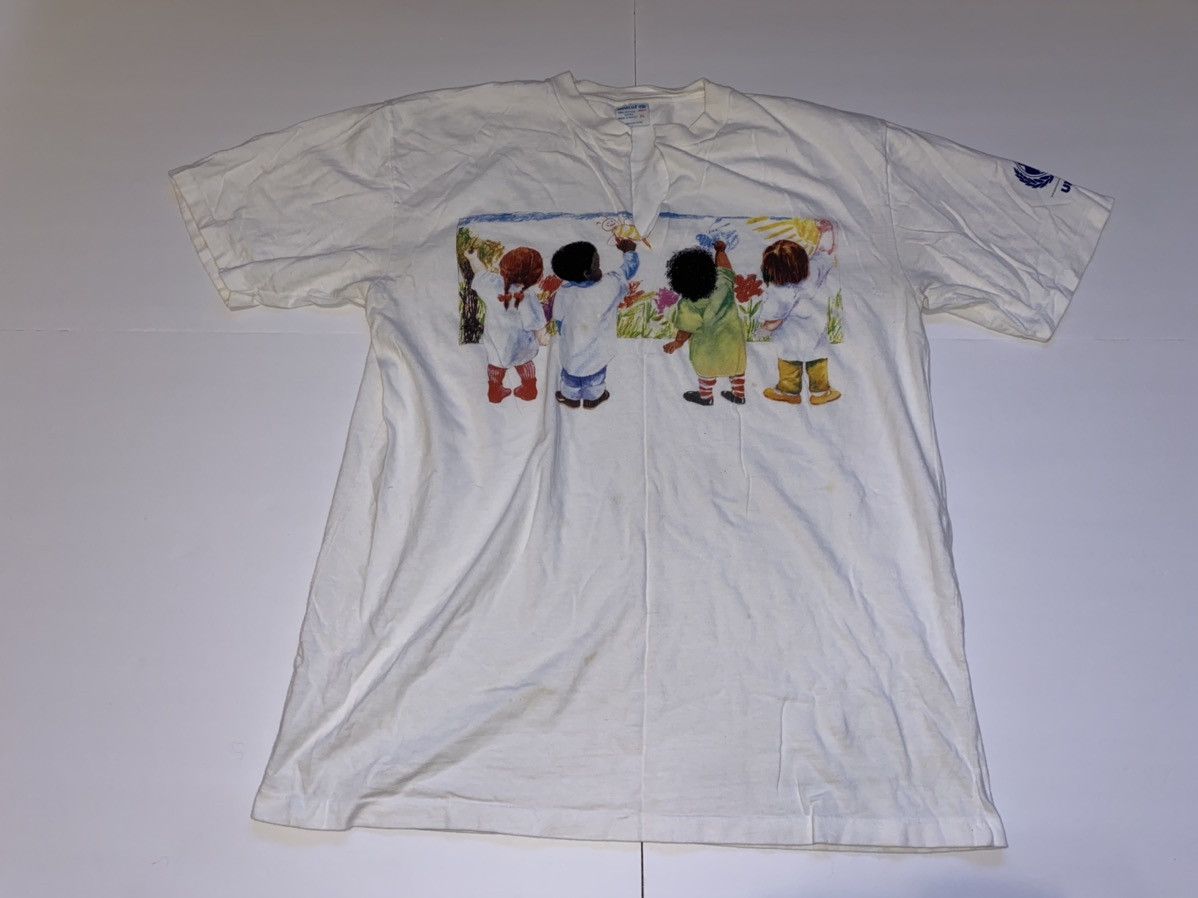 Vintage Vintage UNICEF Supreme Kids Tee fits L Single Stitch Size US XL / EU 56 / 4 - 1 Thumbnail