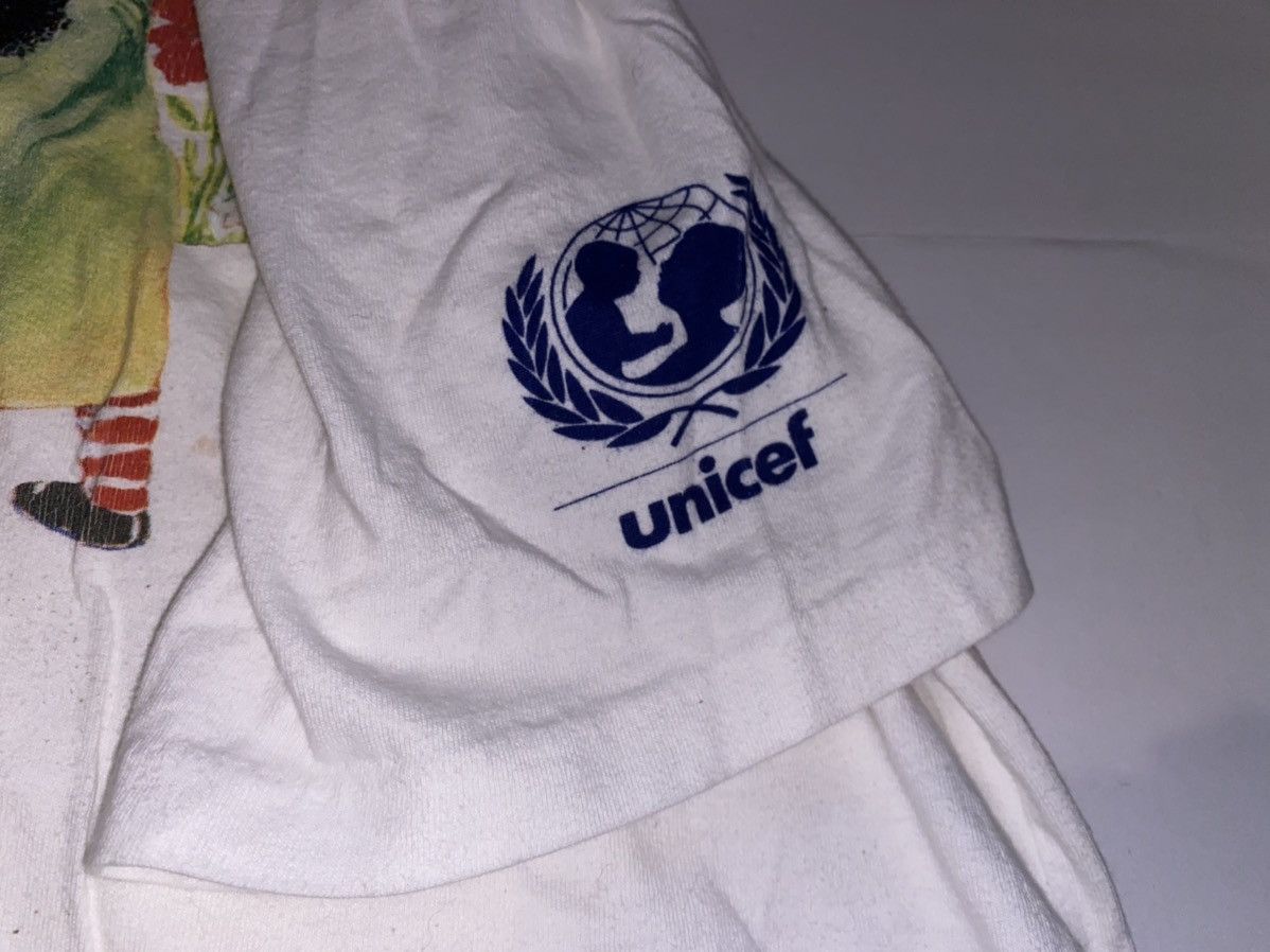 Vintage Vintage UNICEF Supreme Kids Tee fits L Single Stitch Size US XL / EU 56 / 4 - 4 Thumbnail