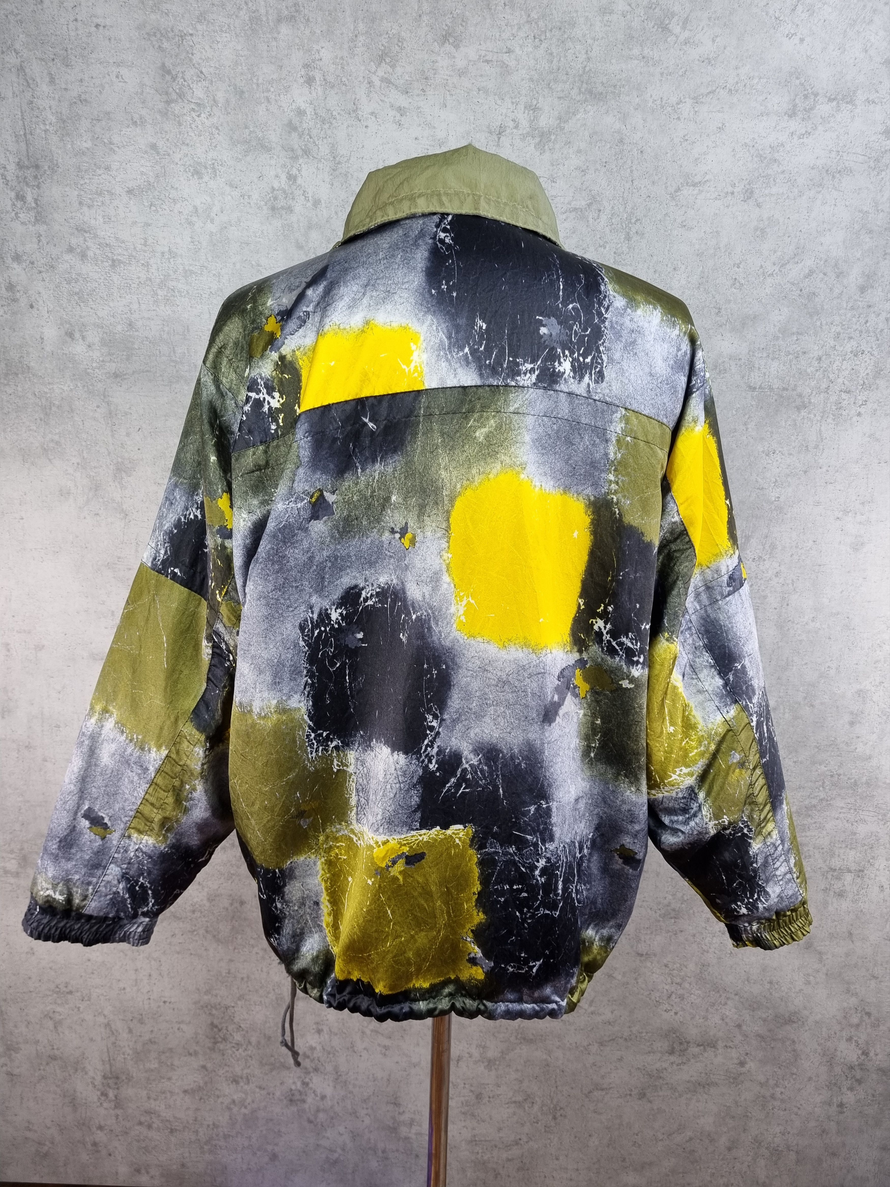 Vintage Vintage 80s Made in Austria Abstract Camo Art Anorak Jacket Size US L / EU 52-54 / 3 - 5 Thumbnail