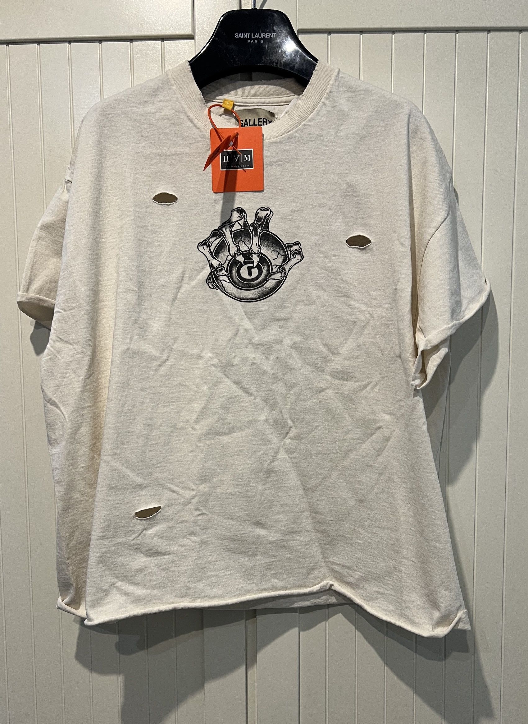 image of Gallery Dept Fw'22 T-Shirt Ripped "art That Kills" in Ivory, Men's (Size Large)