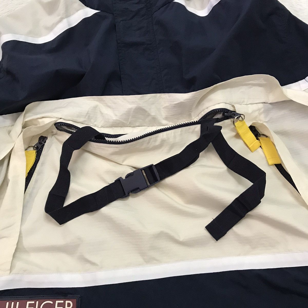 Tommy Hilfiger Tommy Hilfiger Sailing Gear Sweater Jacket Hooded Size US XL / EU 56 / 4 - 16 Thumbnail