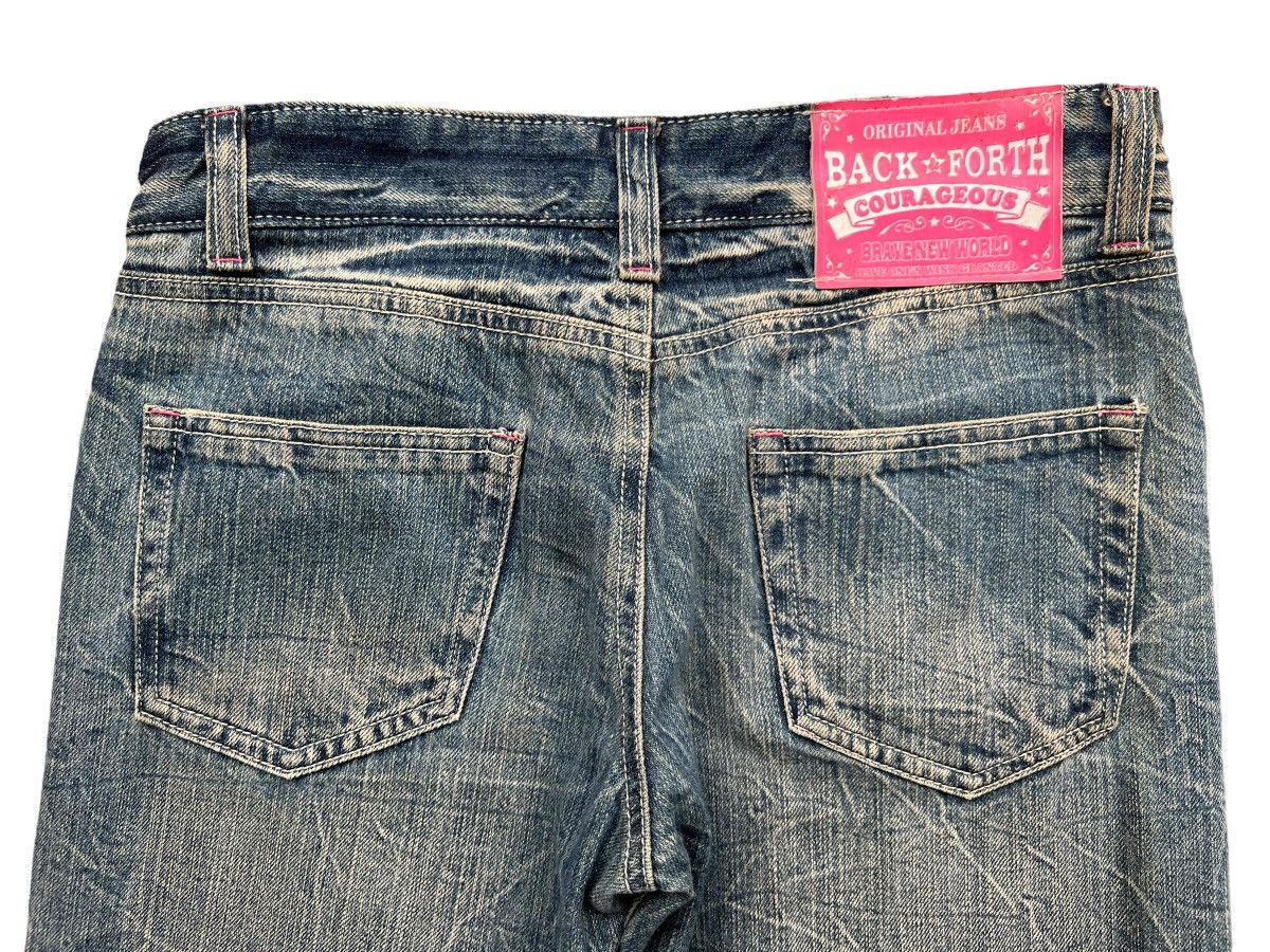 Japanese Brand Japanese Brand Graphic Distressed Faded Denim Jeans 29x32 Size US 29 - 9 Thumbnail