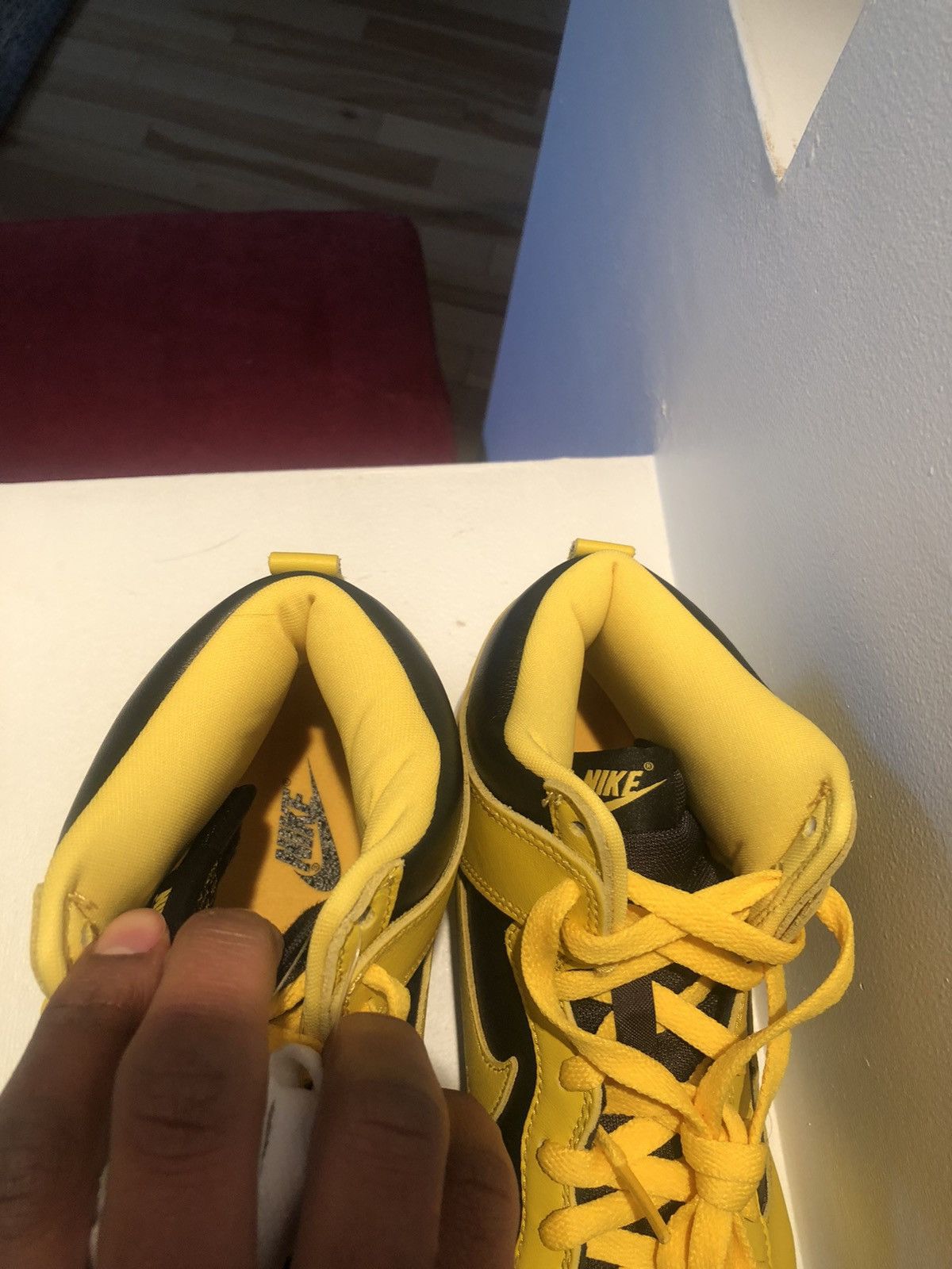 Nike Dunk Hi Varsity Maize Size US 9 / EU 42 - 6 Thumbnail