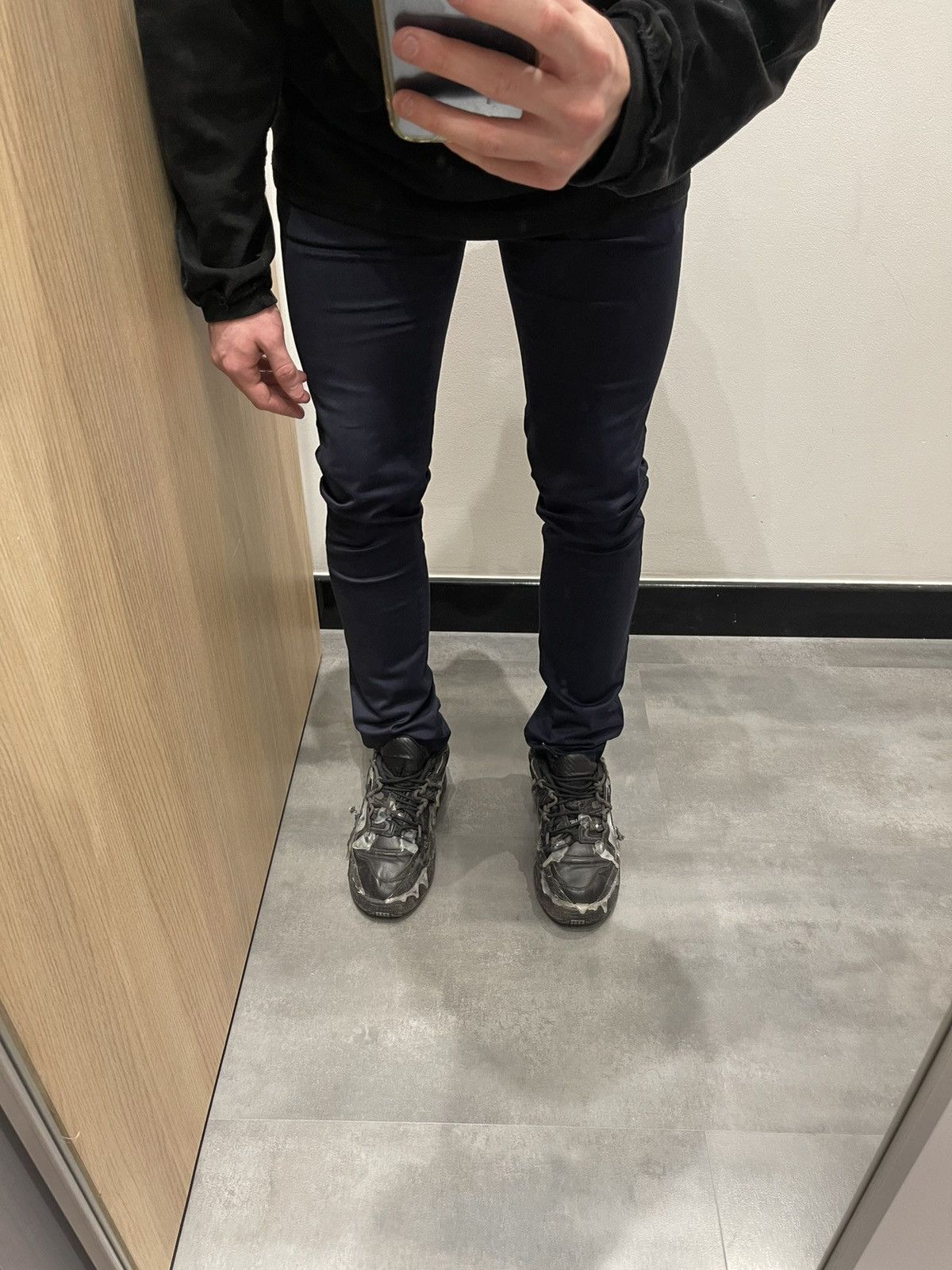 Acne Studios AW13 Acne Studios Max Satin Navy Casual Pants Size US 32 / EU 48 - 6 Thumbnail