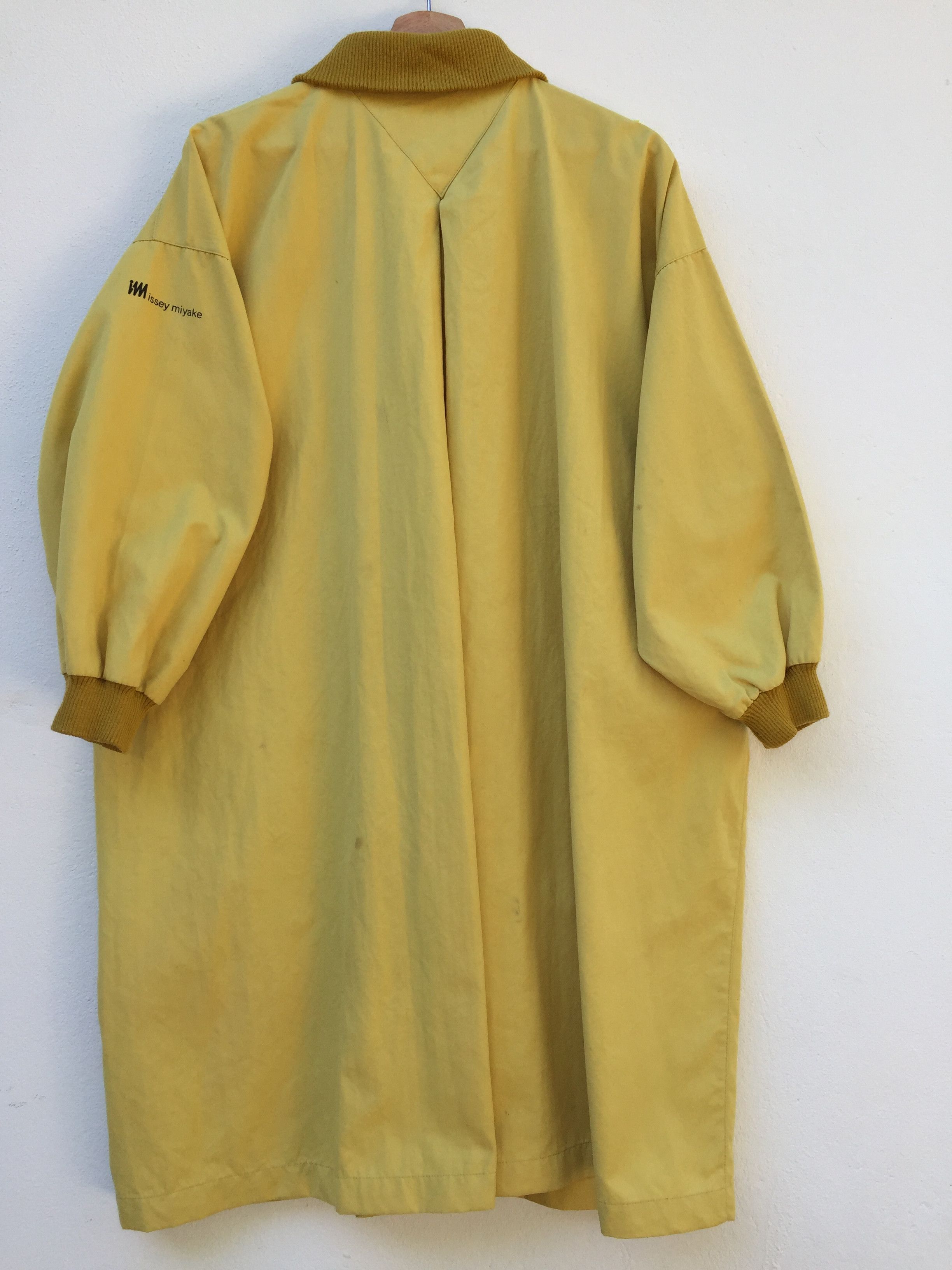 Issey Miyake Issey Miyake Design Studio Rare Long Coat Squirrel Yellow Size US L / EU 52-54 / 3 - 6 Thumbnail