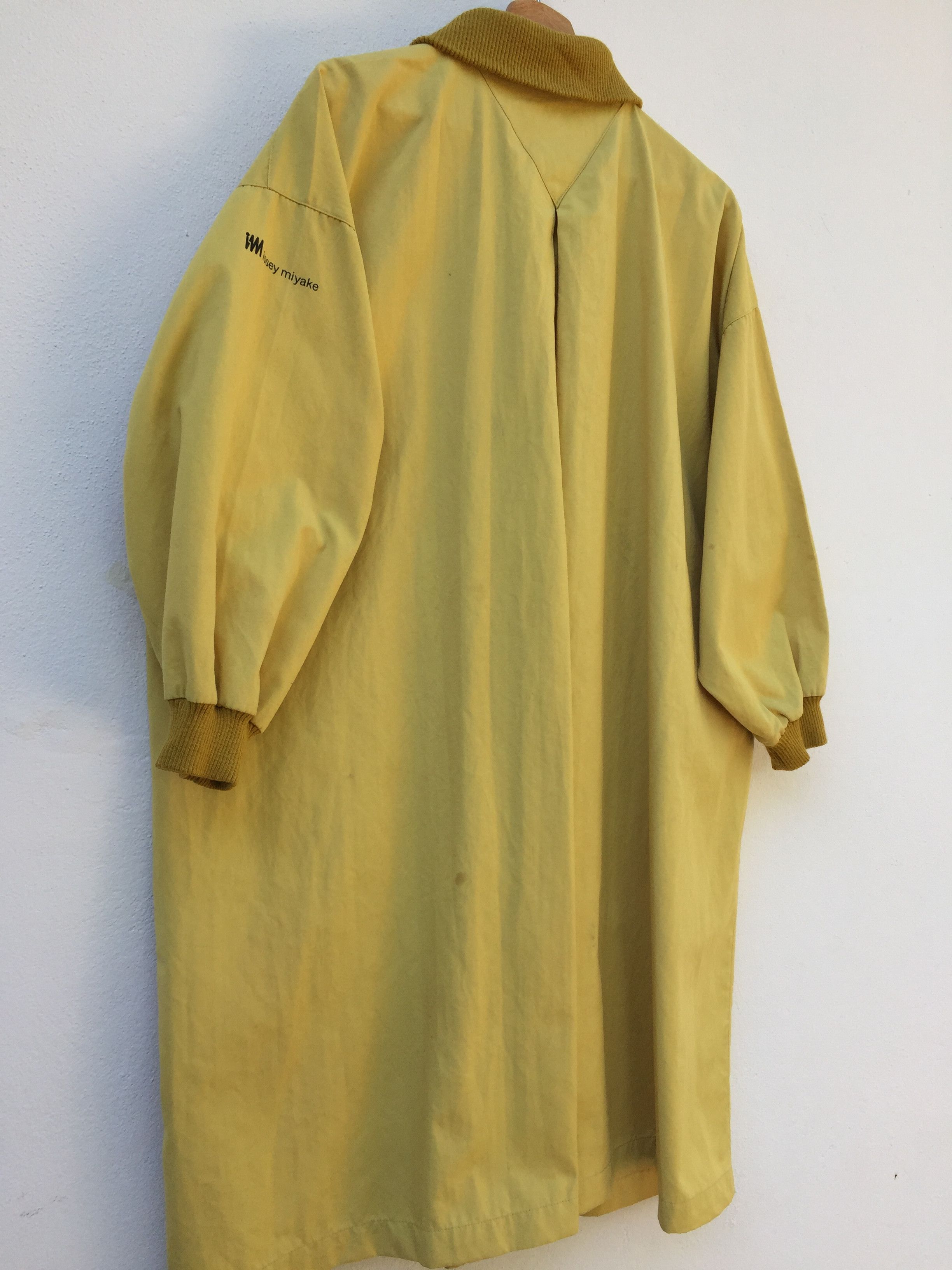 Issey Miyake Issey Miyake Design Studio Rare Long Coat Squirrel Yellow Size US L / EU 52-54 / 3 - 7 Thumbnail