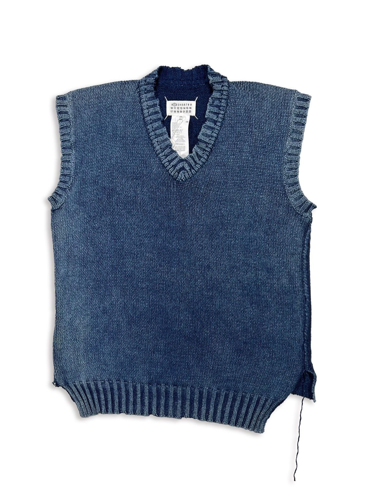 Maison Margiela (NEW)AW21 Blue Washed V-Neck Knit Vest Size US XL / EU 56 / 4 - 1 Thumbnail