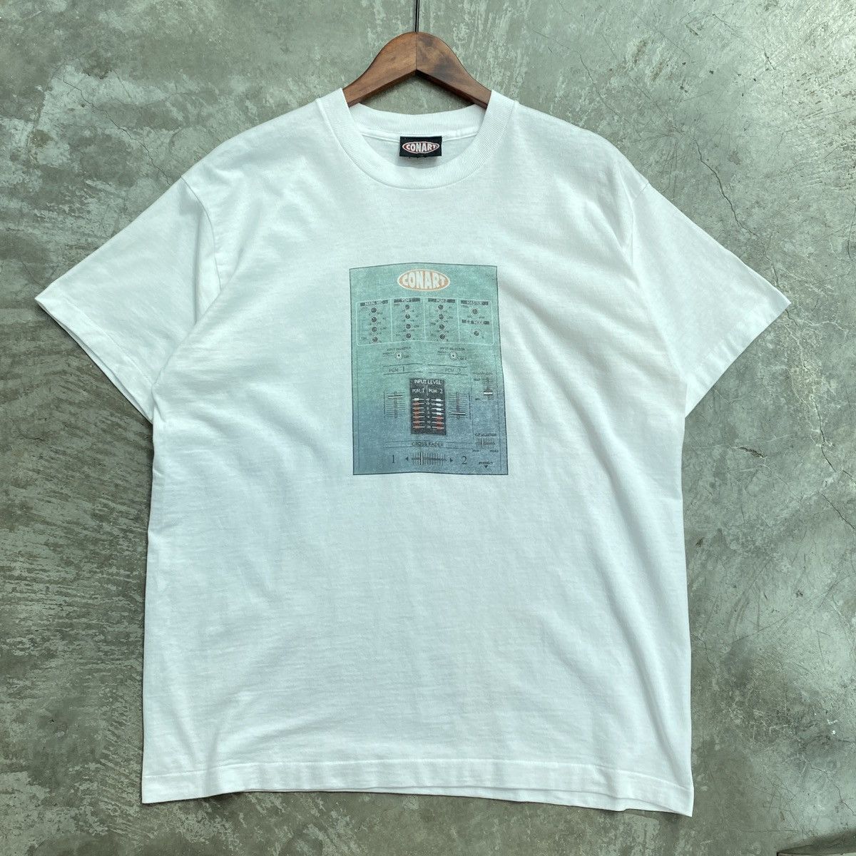 Vintage Vintage 90s Conart Dj Mixer Tee Size US L / EU 52-54 / 3 - 2 Thumbnail