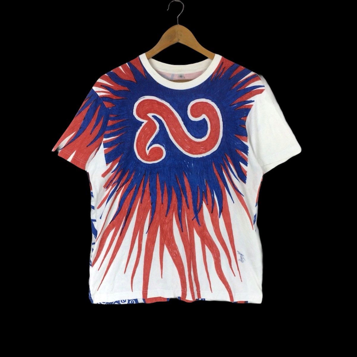 Japanese Brand × Uniqlo All Over Print Art Uniqlo Tshirt Size US M / EU 48-50 / 2 - 2 Thumbnail