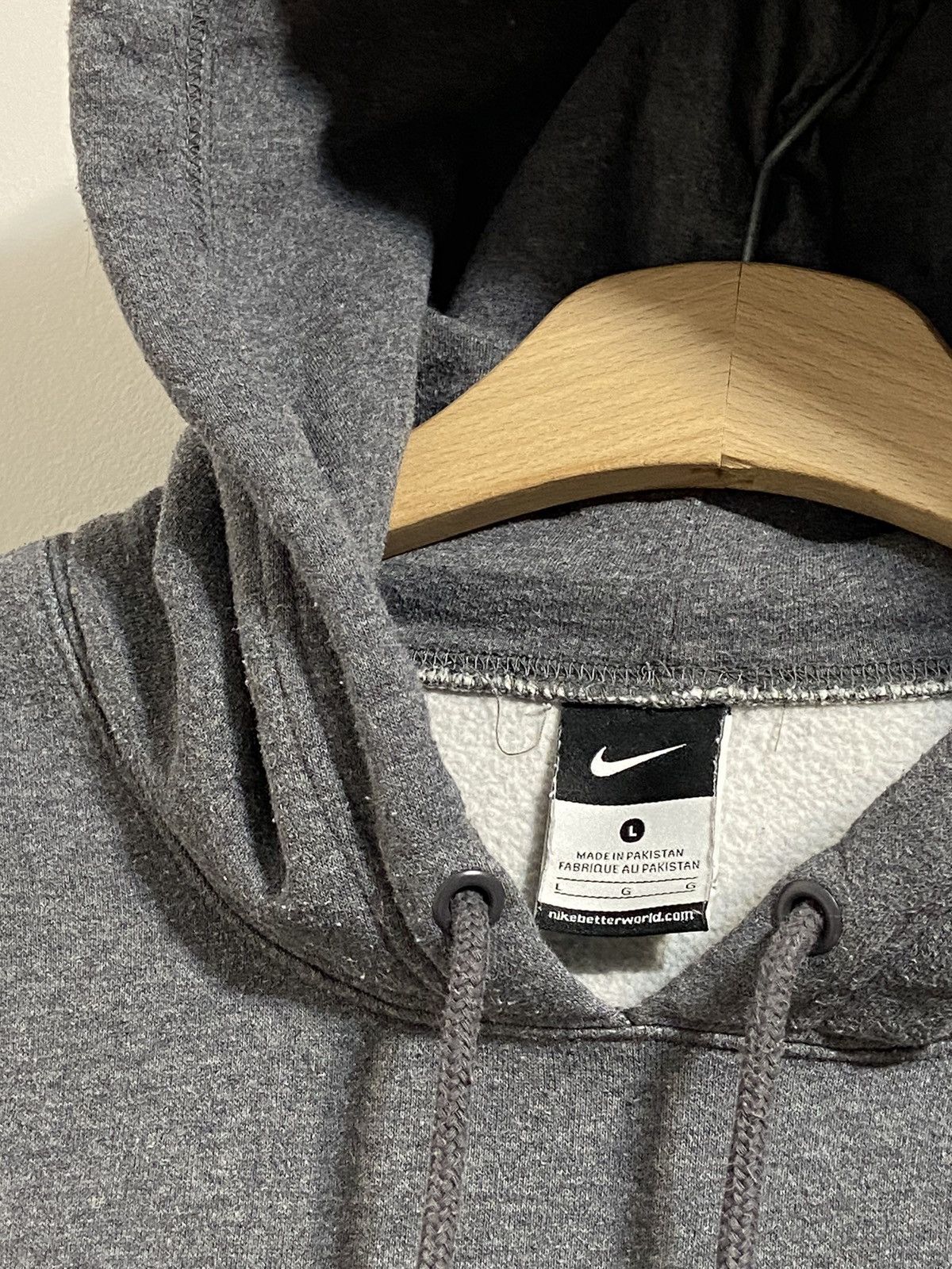 Vintage Nike Vintage Hoodie Swoosh Logo Size US L / EU 52-54 / 3 - 7 Thumbnail