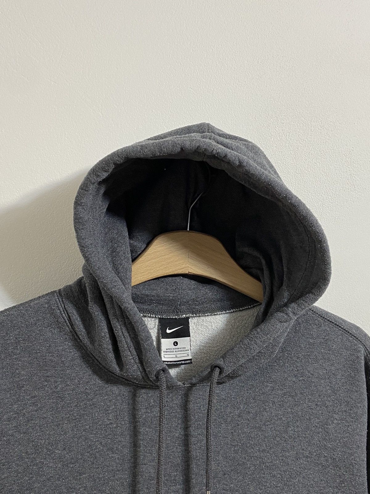 Vintage Nike Vintage Hoodie Swoosh Logo Size US L / EU 52-54 / 3 - 3 Thumbnail