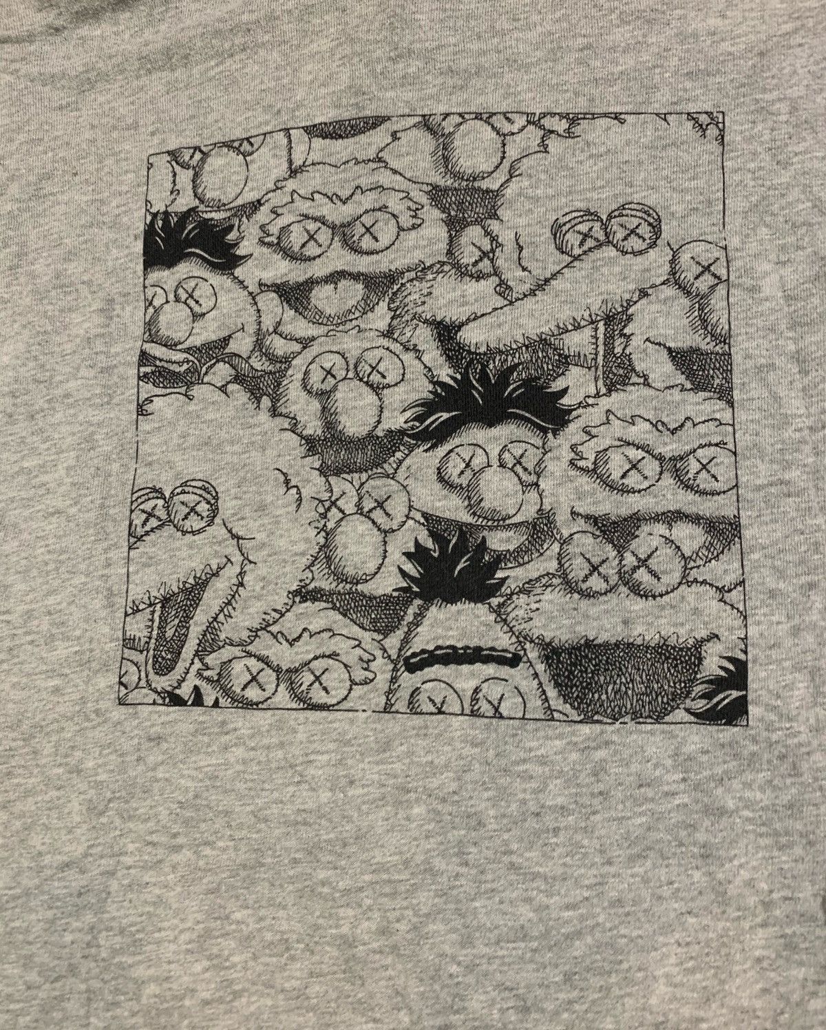 Kaws × Uniqlo Sesame Street x Kaws x Uniqlo Grey Hoodie Size US M / EU 48-50 / 2 - 5 Thumbnail