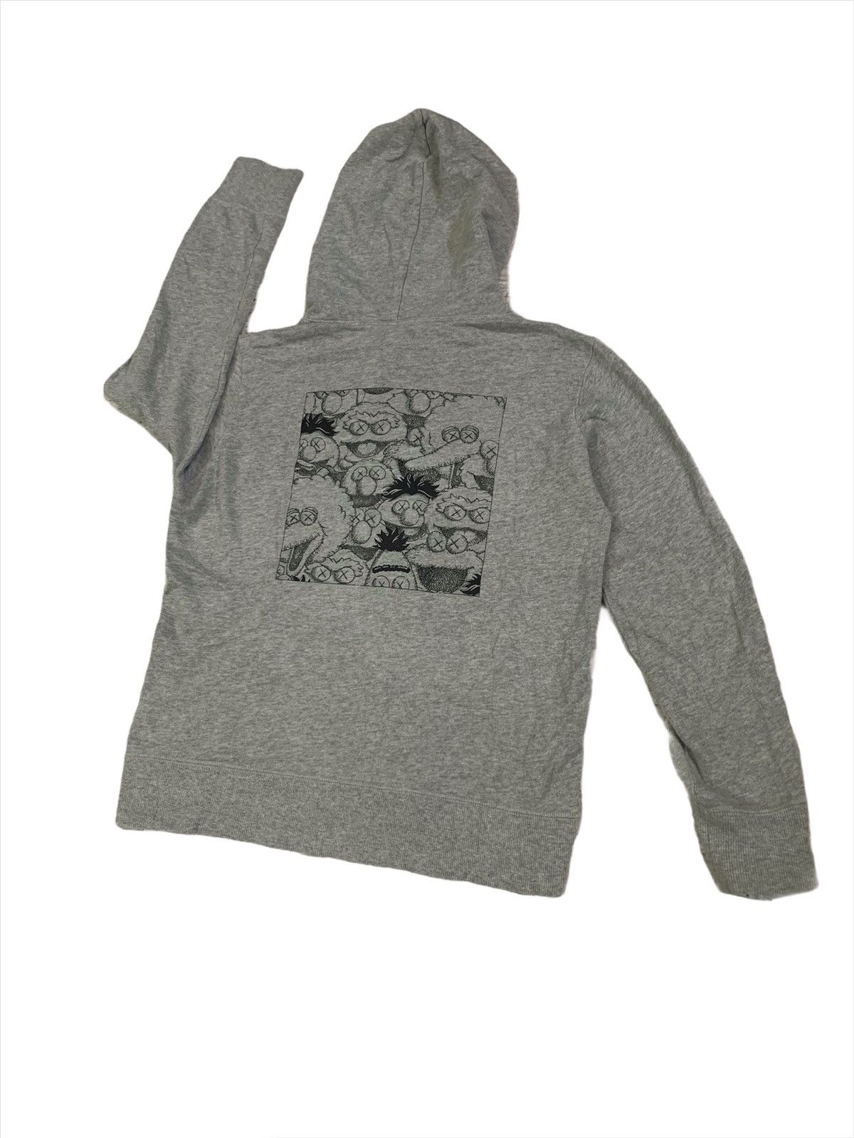 Kaws × Uniqlo Sesame Street x Kaws x Uniqlo Grey Hoodie Size US M / EU 48-50 / 2 - 1 Thumbnail