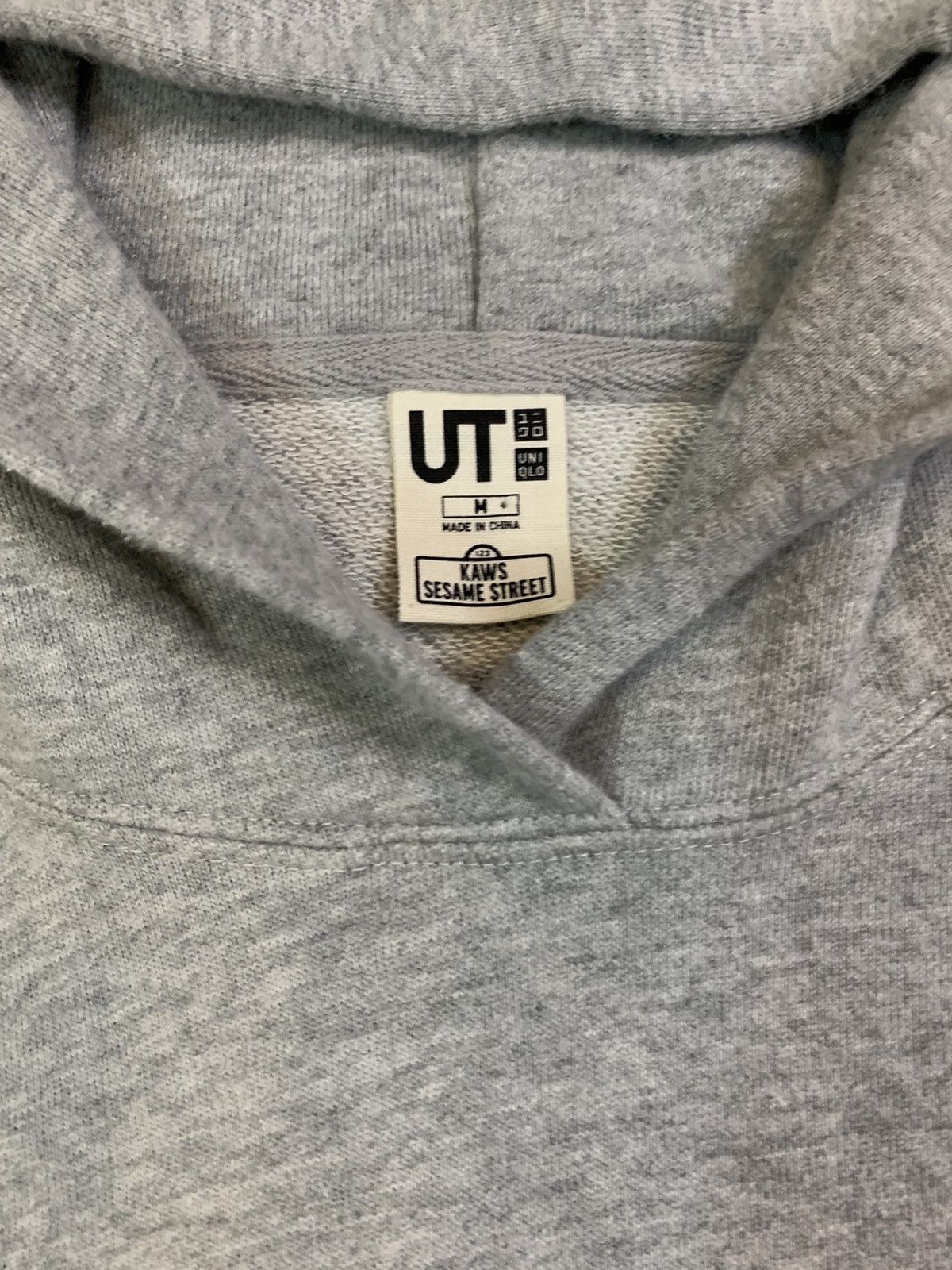 Kaws × Uniqlo Sesame Street x Kaws x Uniqlo Grey Hoodie Size US M / EU 48-50 / 2 - 6 Thumbnail