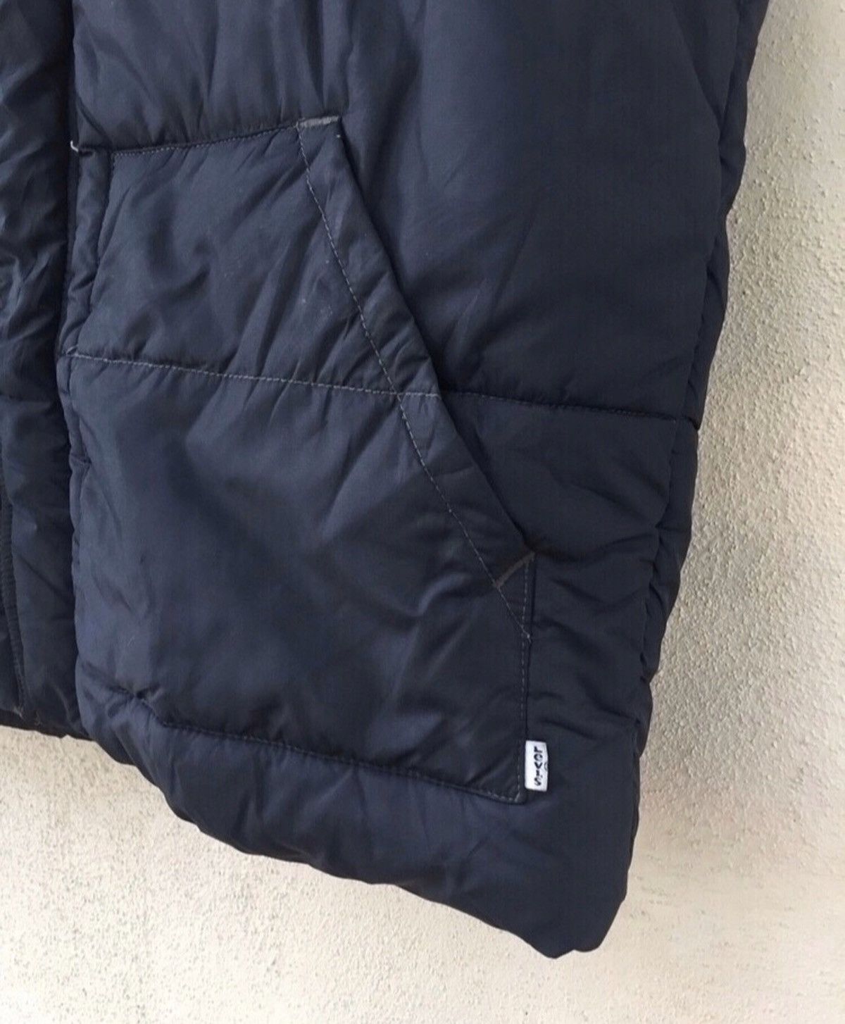 Levi's Levis Puffer Down Vest Jacket Sleeveless Size US L / EU 52-54 / 3 - 3 Thumbnail