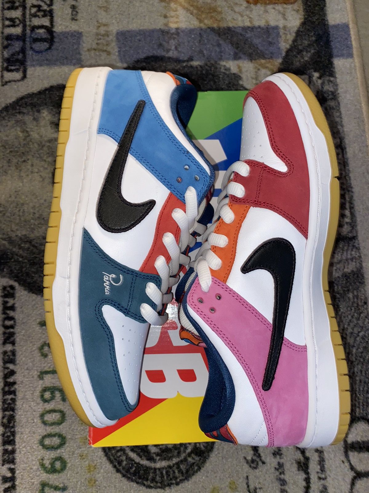 parra nike friends and family