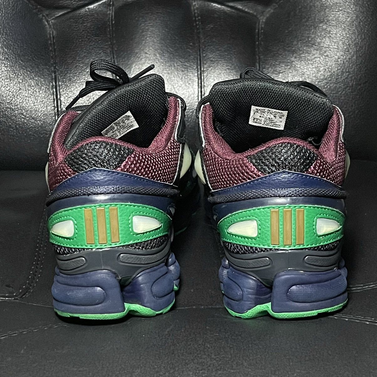 Adidas × Raf Simons Adidas Raf Simons Ozweego Maroon Size US 8 / EU 41 - 2 Thumbnail