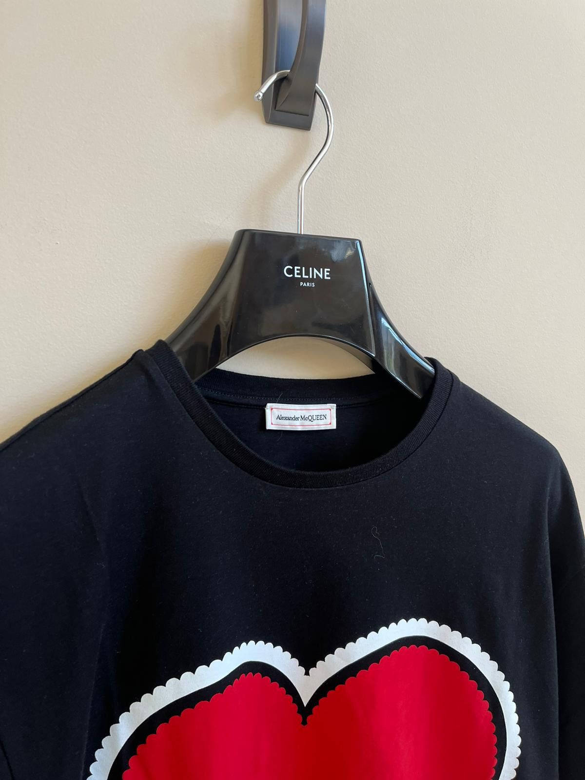 Alexander McQueen T-Shirt in Black Size US S / EU 44-46 / 1 - 4 Thumbnail