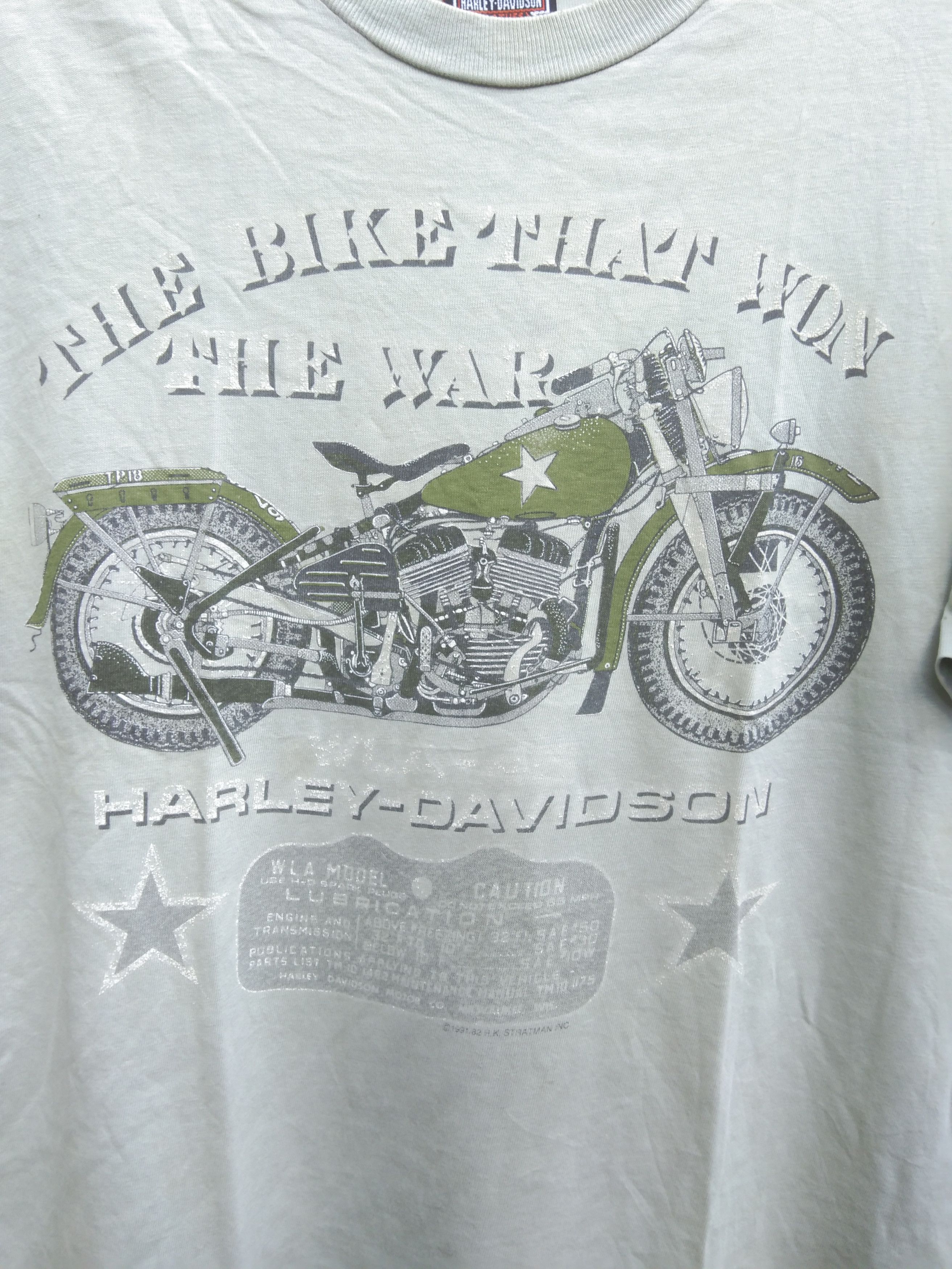 Harley Davidson VINTAGE 1991 HEAVILY USED HARLEY DAVIDSON TSHIRT Size US M / EU 48-50 / 2 - 5 Thumbnail