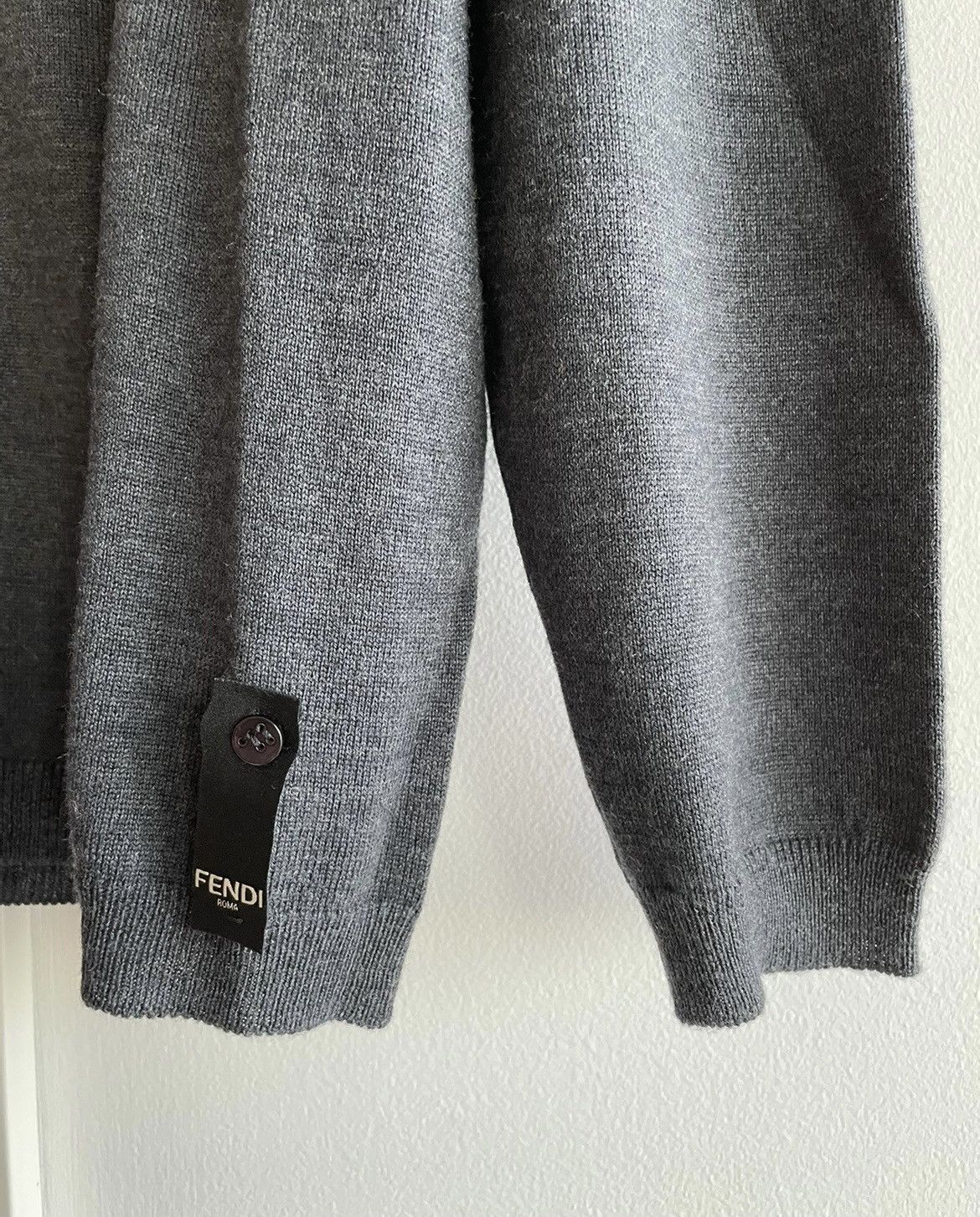Fendi $1,500Value Limited Edition Iconic Monster Logo Wool Sweater Size US M / EU 48-50 / 2 - 19 Thumbnail