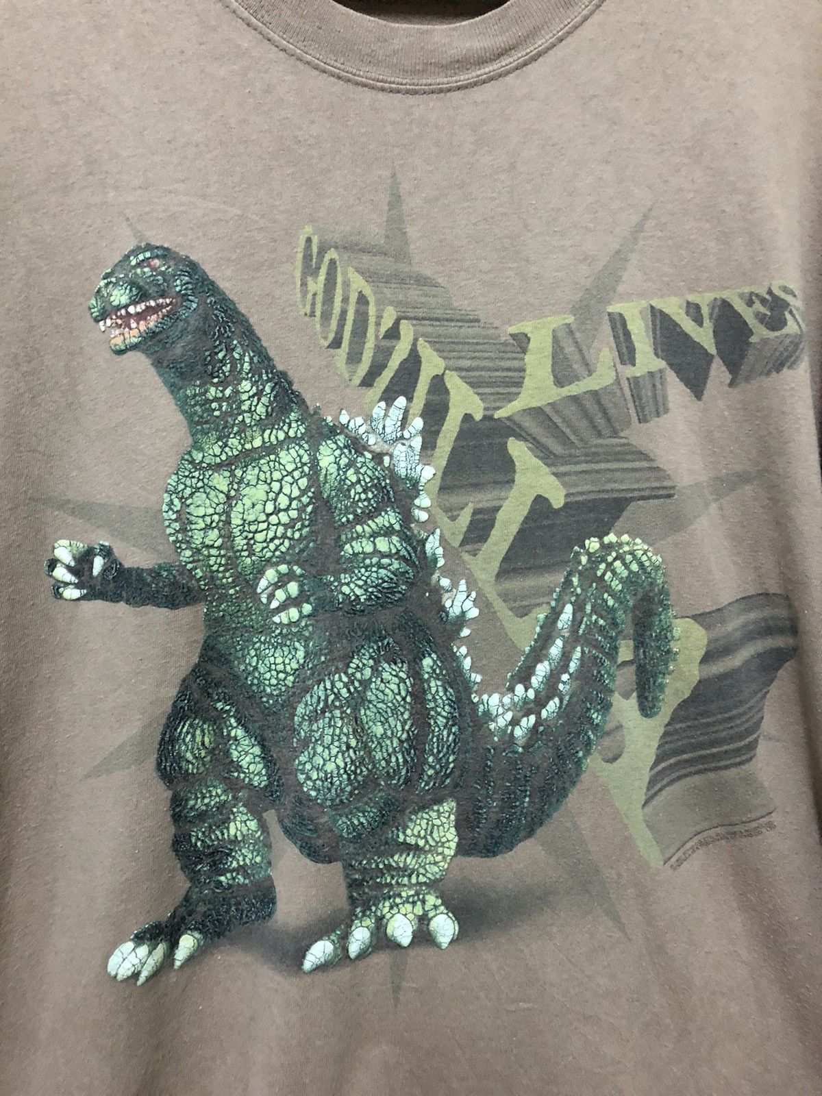 Vintage Vintage 90s Godzilla Lives Movie 1997 Very Rare T Shirt Size US L / EU 52-54 / 3 - 2 Thumbnail