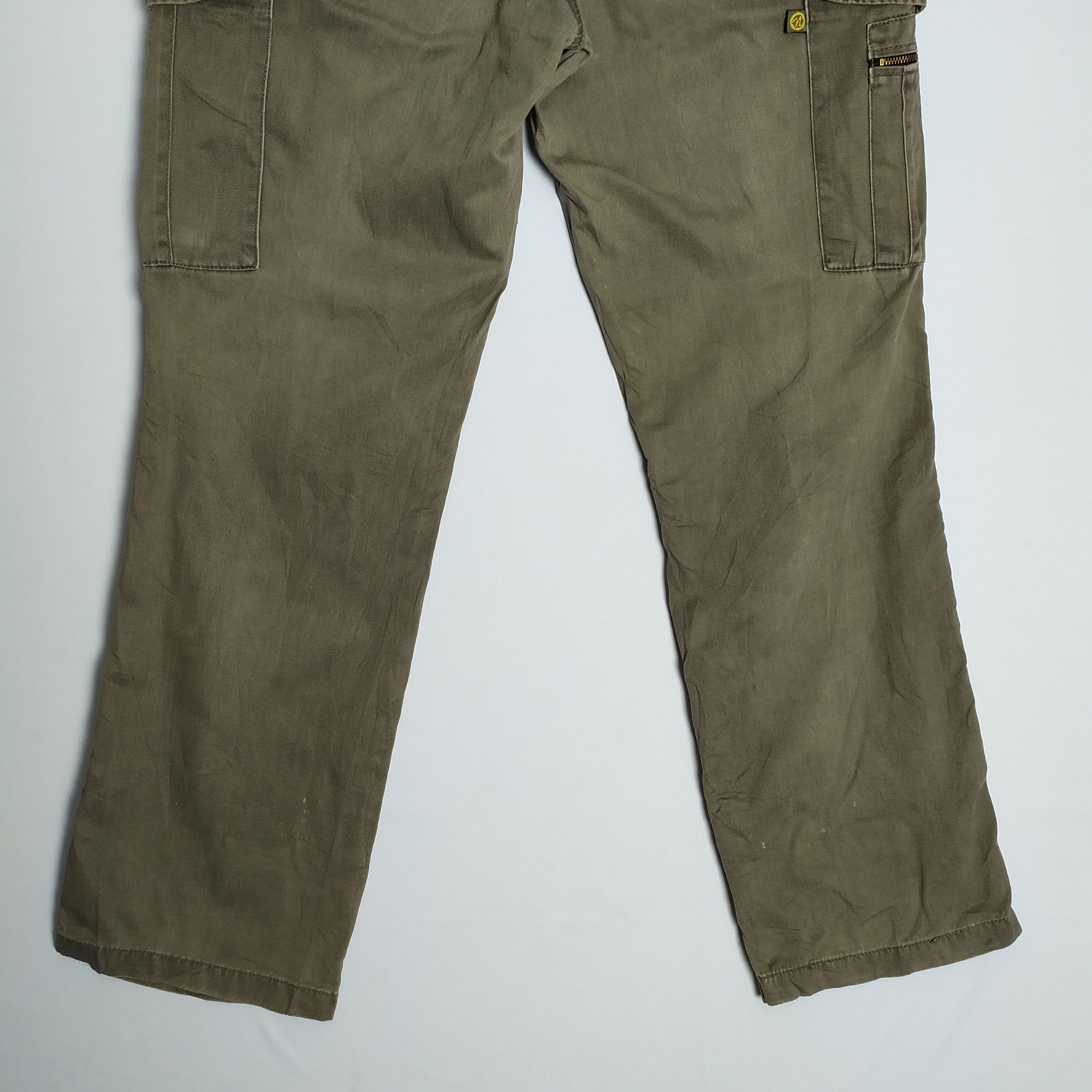 Japanese Brand UNIVERSAL STREETWEAR FADED COLOR CARGO PANTS Size US 30 / EU 46 - 8 Thumbnail