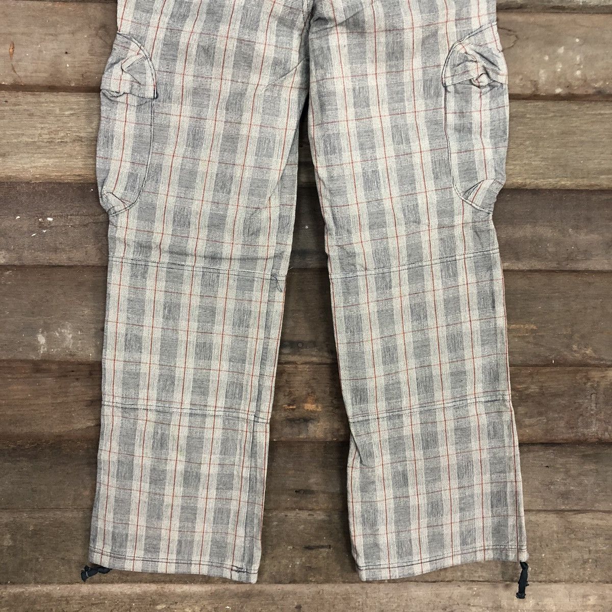 Japanese Brand Takeo Kikuchi japan checkered Multipocket Cargo Pants #3810 Size US 26 / EU 42 - 9 Thumbnail