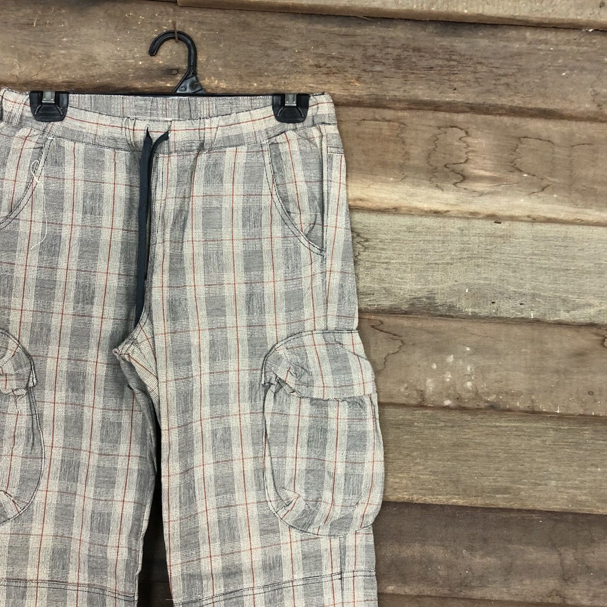 Japanese Brand Takeo Kikuchi japan checkered Multipocket Cargo Pants #3810 Size US 26 / EU 42 - 5 Thumbnail