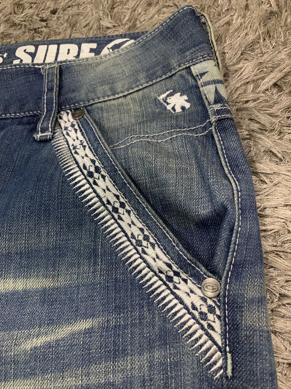 Gotcha × Japanese Brand × Vintage Vintage Gotcha Surf Denim Classic Tattoo Design Size US 32 / EU 48 - 6 Thumbnail