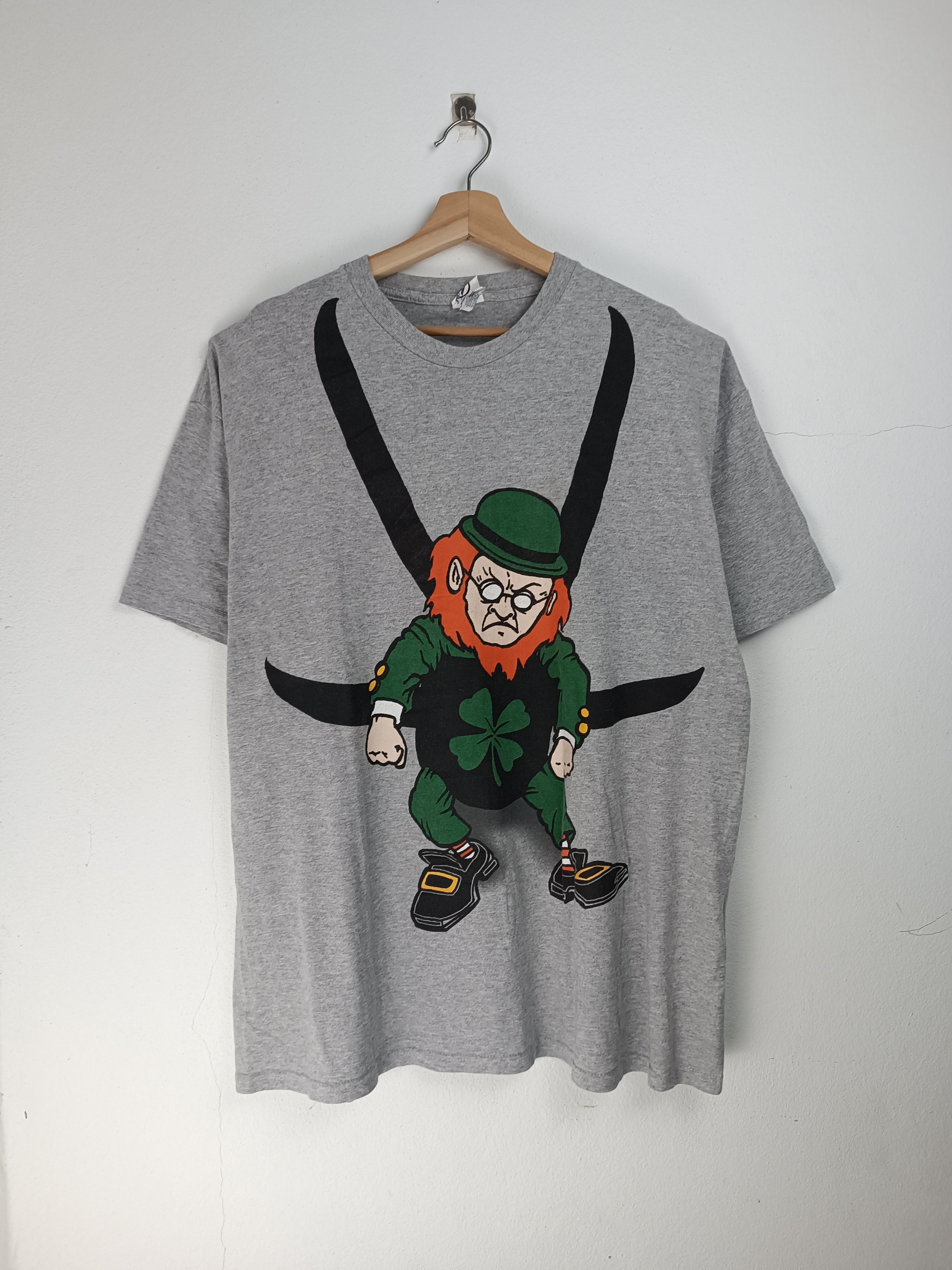 Vintage VINTAGE THE HUNGOVER X LEPRECHAUN TEE movie adult humor Size US XXL / EU 58 / 5 - 3 Thumbnail